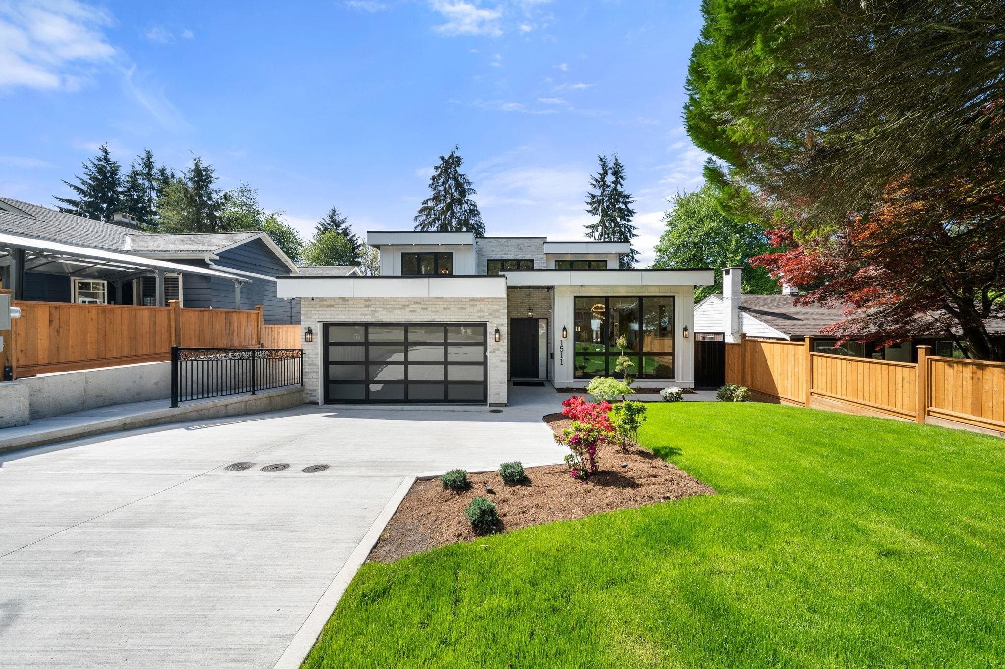 1511 Burrill Avenue, North Vancouver, V7K 1L8 — photo 2