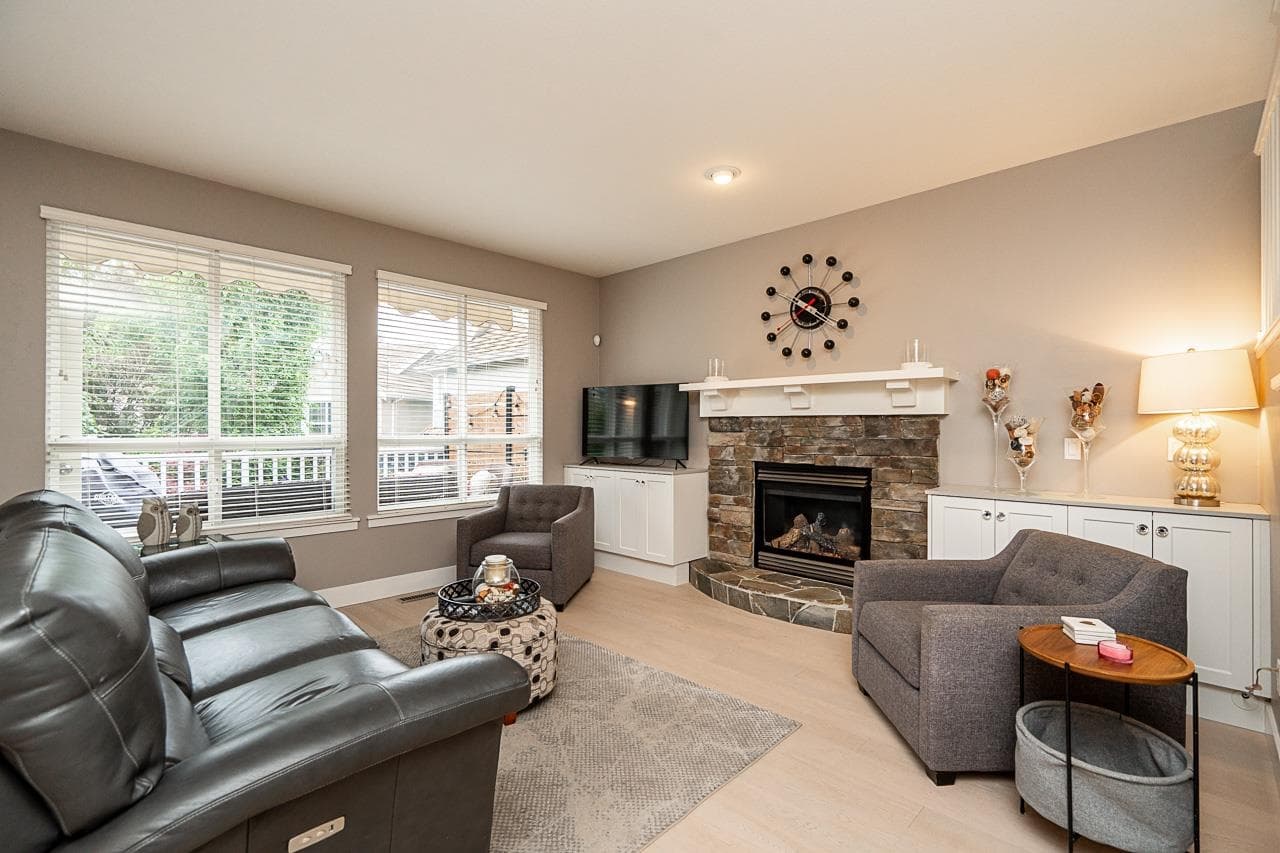 72 - 15288 36 Avenue, Surrey, V3Z 0S6 — photo 2