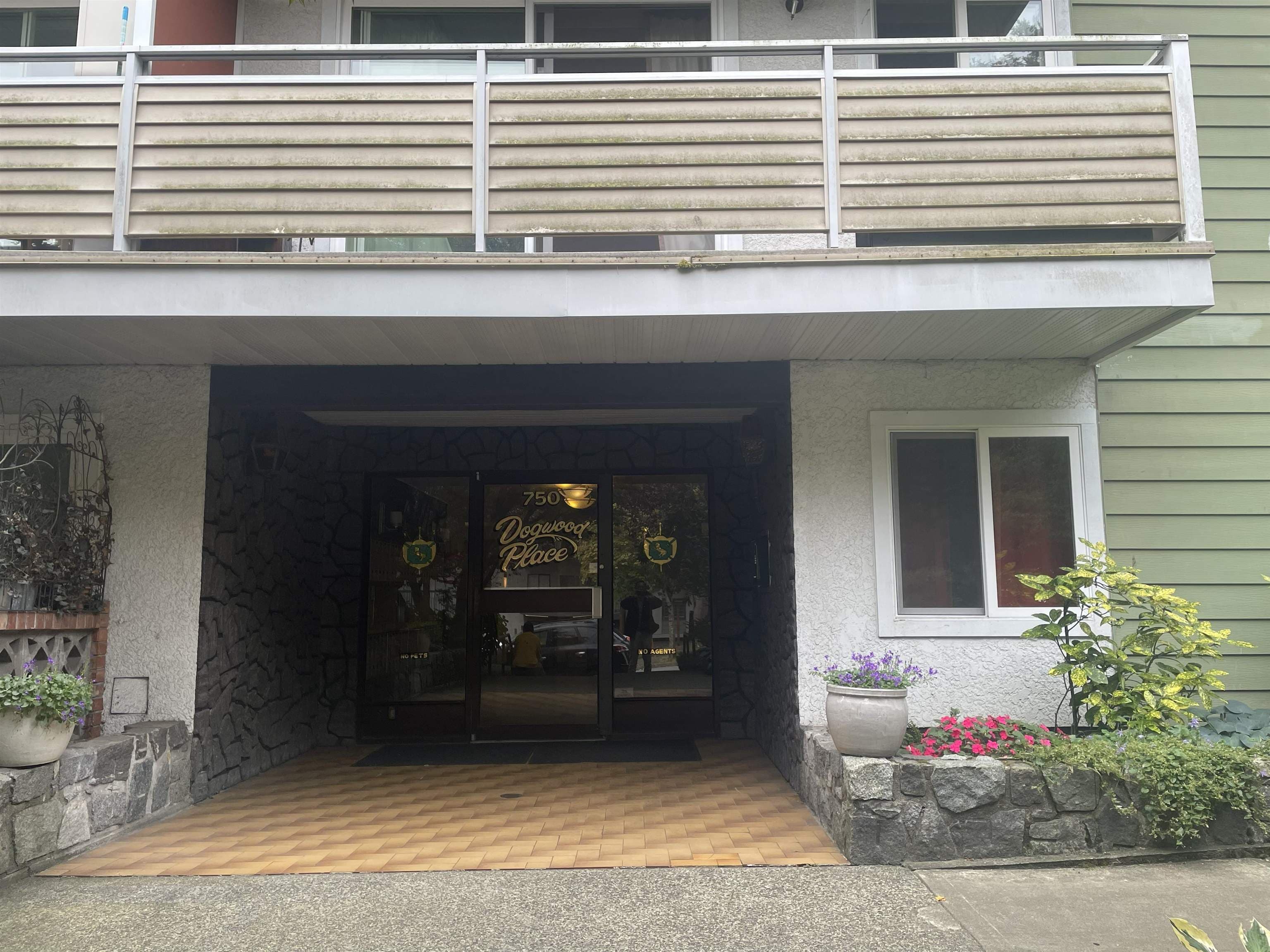 210 - 750 E 7th Avenue, Vancouver