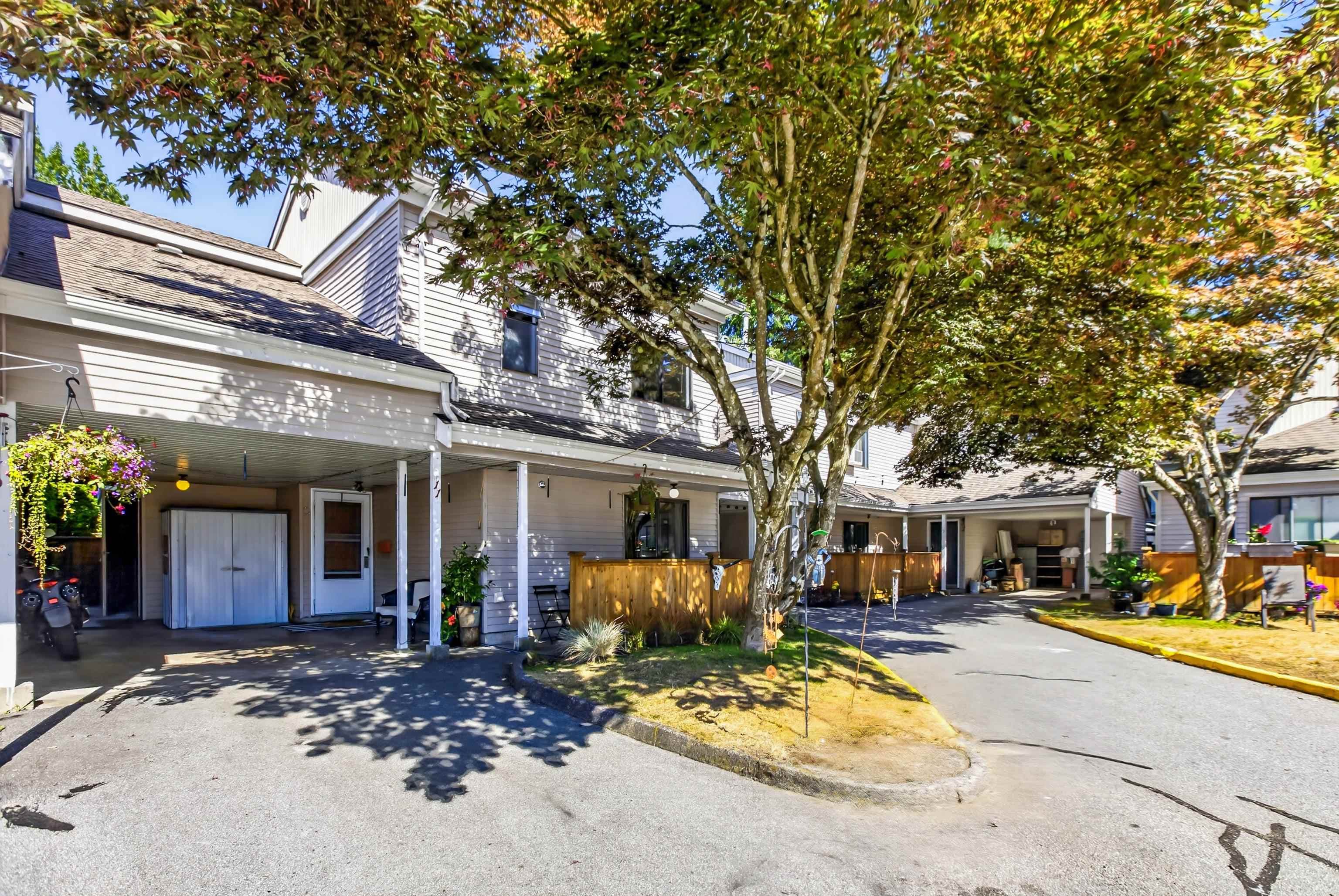 11 - 21707 Dewdney Trunk Road, Maple Ridge