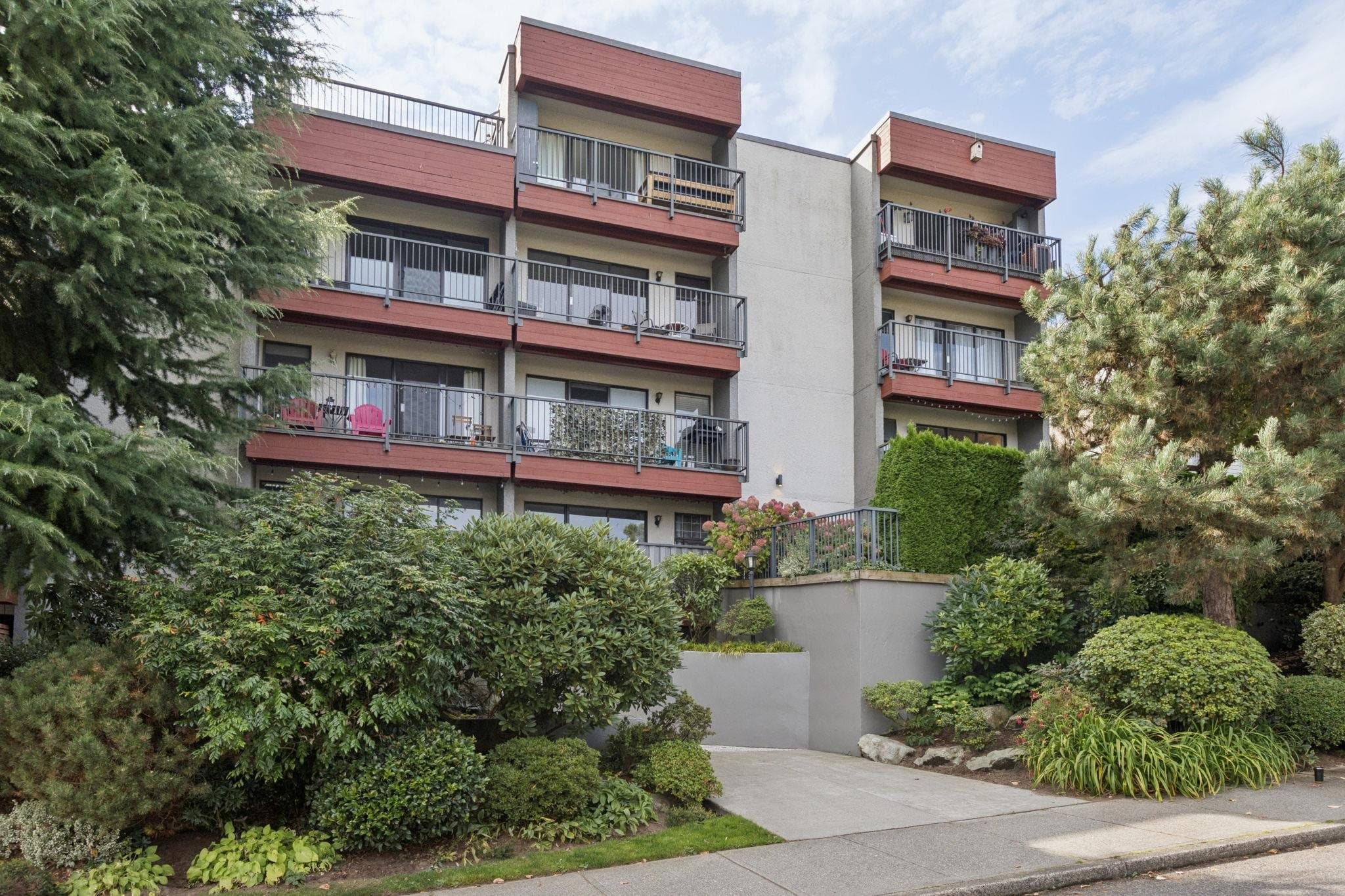 206 - 2120 W 2nd Avenue, Vancouver