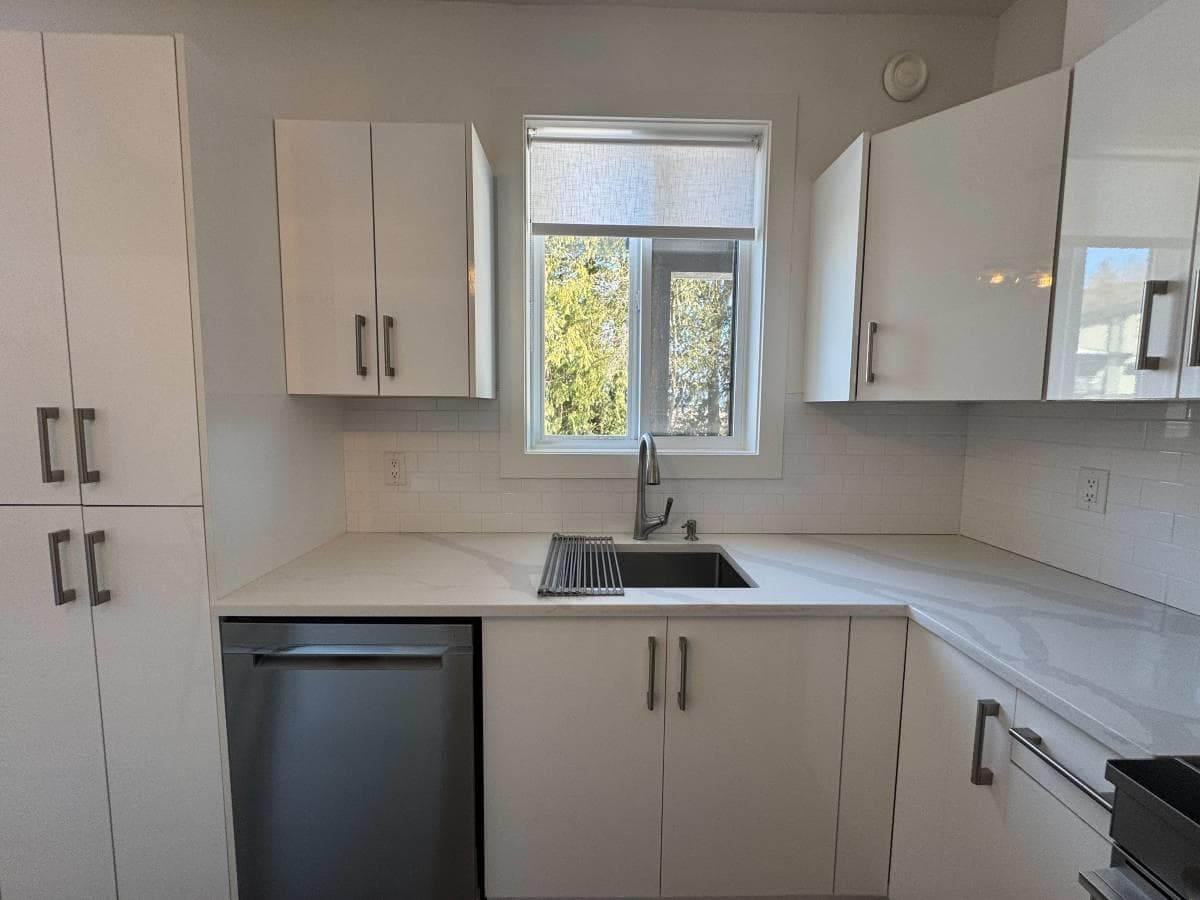 Suite - 8356 Mctaggart St, Mission, V2V 6S6 — photo 4
