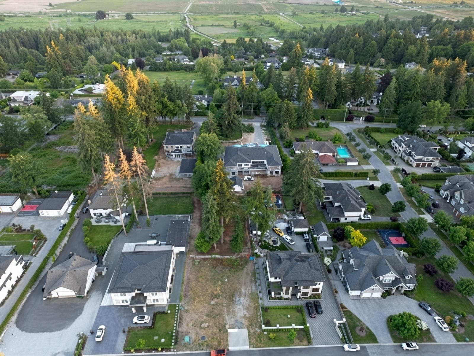 13088 57 Avenue, Surrey