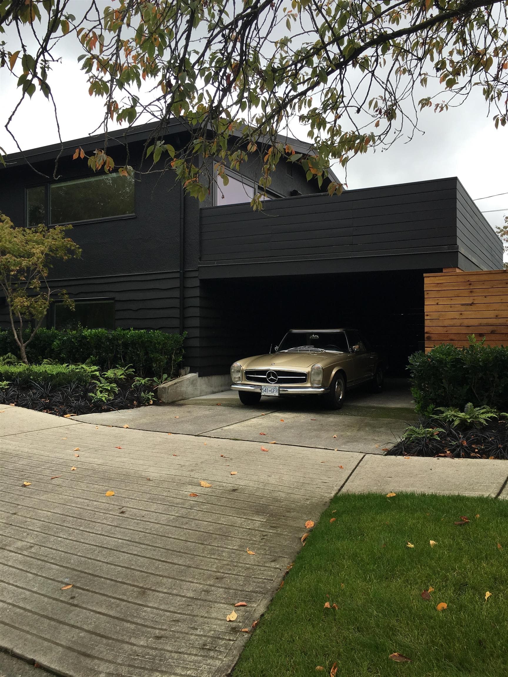 8330 Adera Street, Vancouver, V6P 5E5 — photo 1