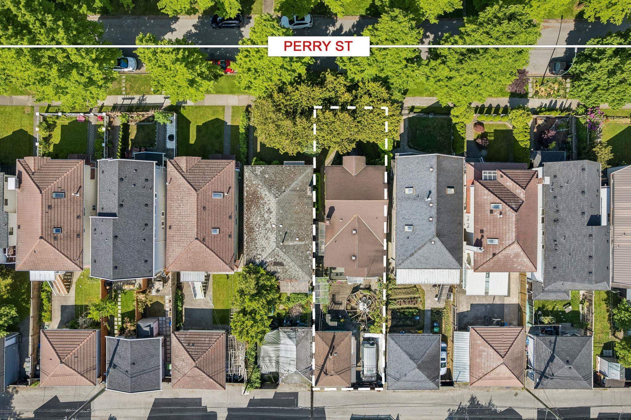 4412 Perry Street, Vancouver, V5N 3X5 — photo 5
