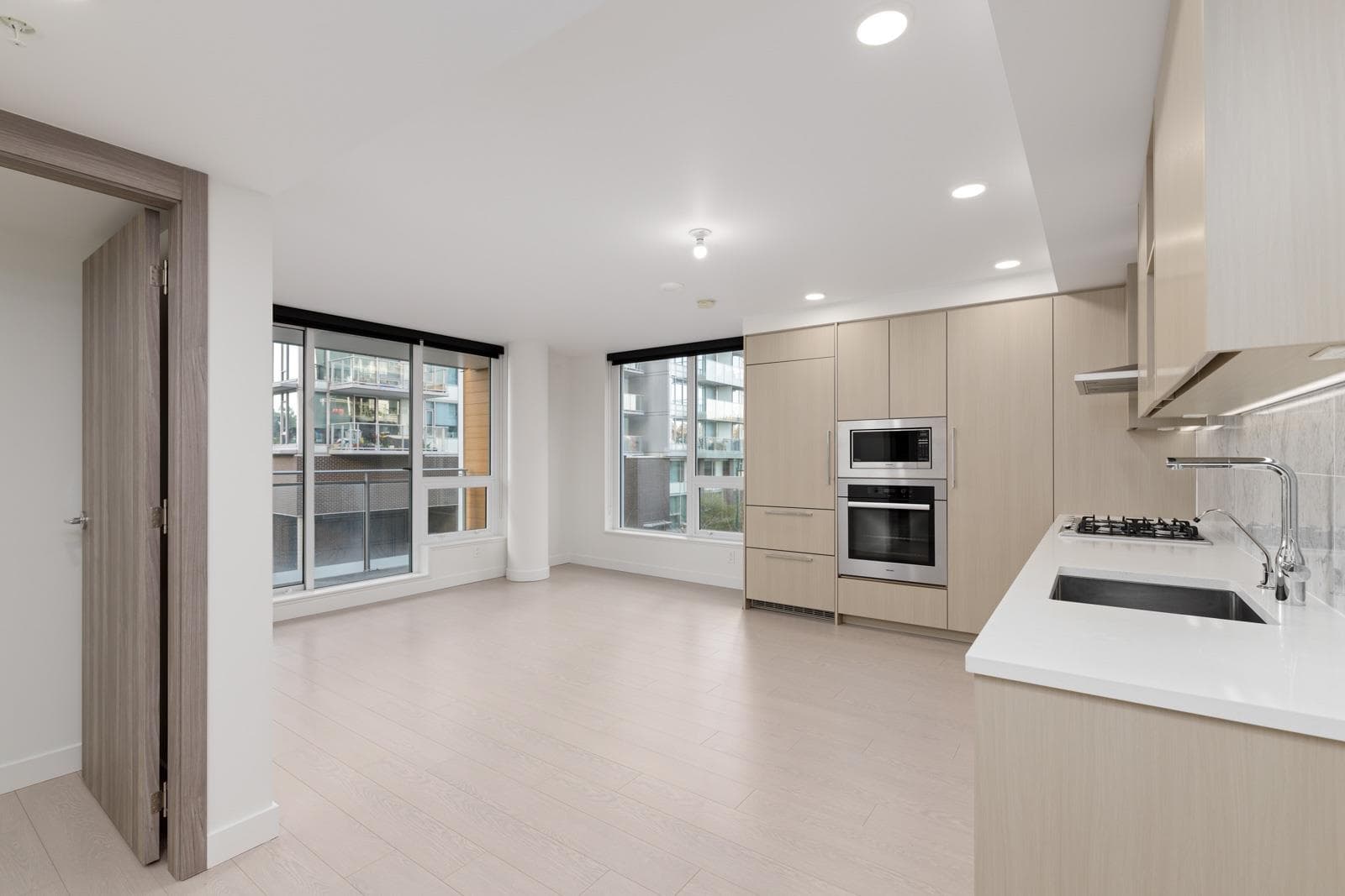 612 - 455 SW Marine Drive, Vancouver, V5X 0H3 — photo 3