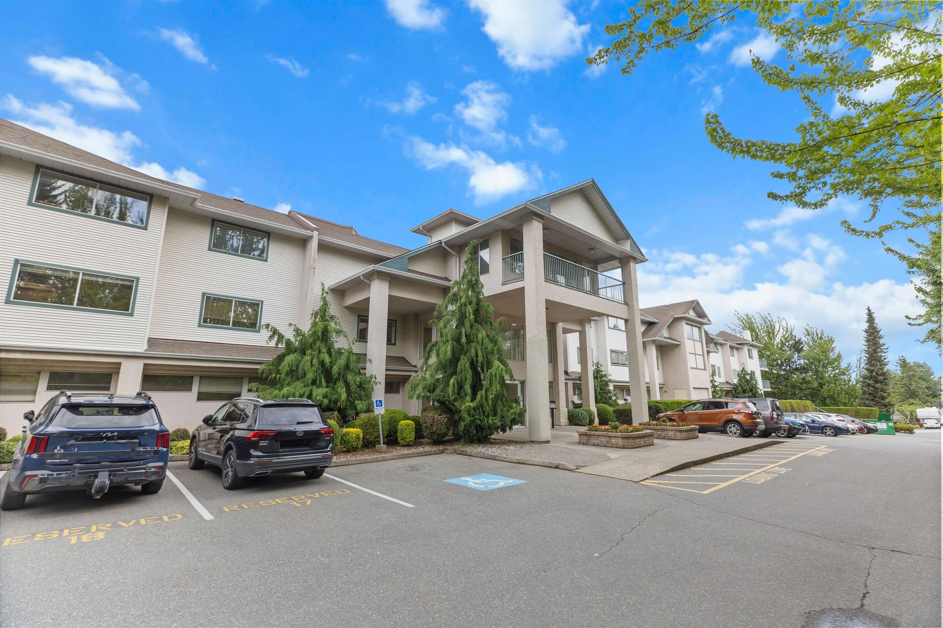 205 - 1755 Salton Road, Abbotsford, V2S 7C5 — photo 2