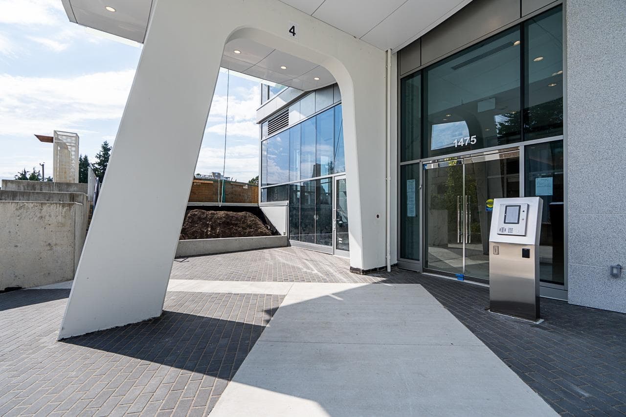 202 - 1475 Foster Street, Surrey, V4B 0C9 — photo 3