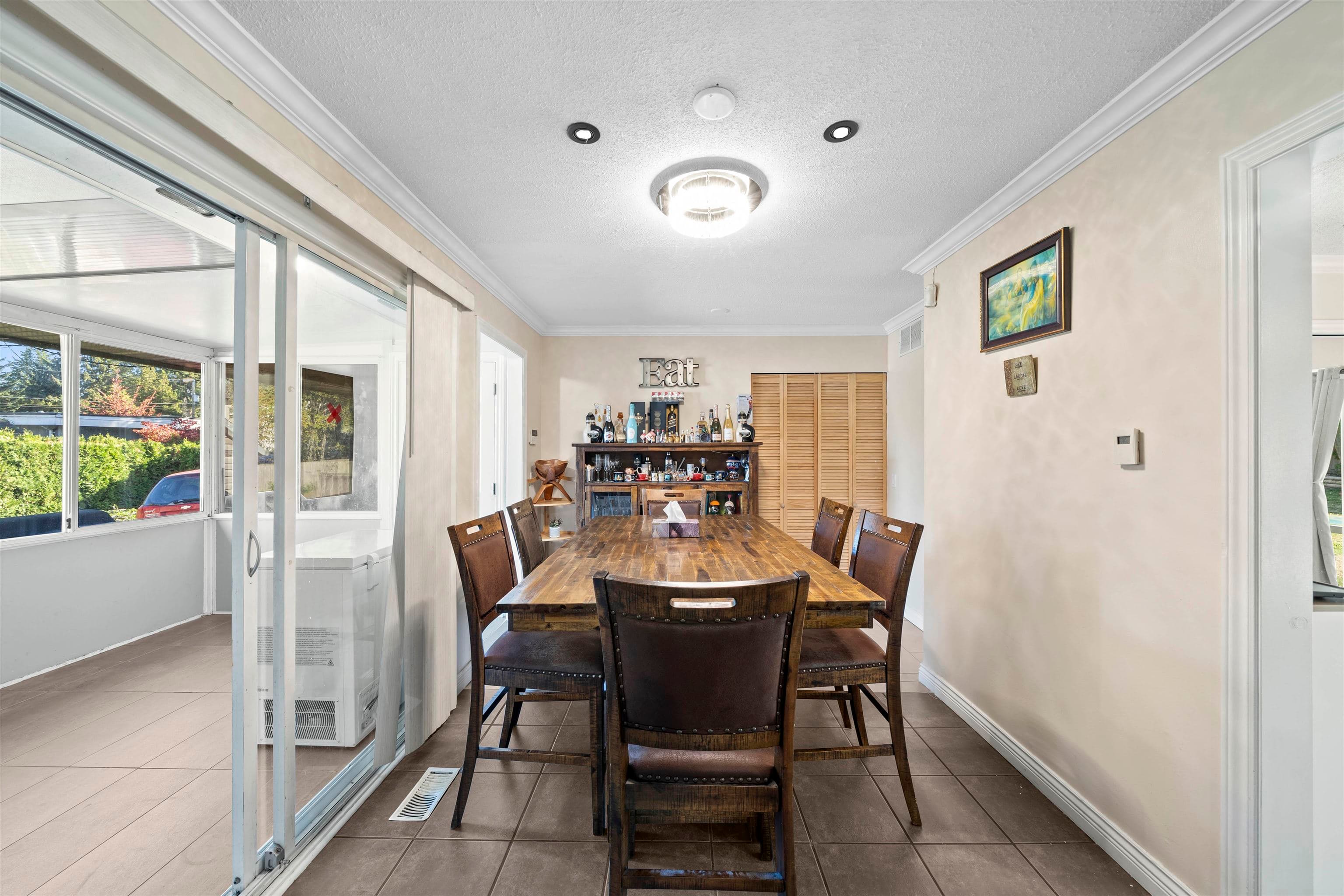 14995 108 Avenue, Surrey, V3R 1W3 — photo 4