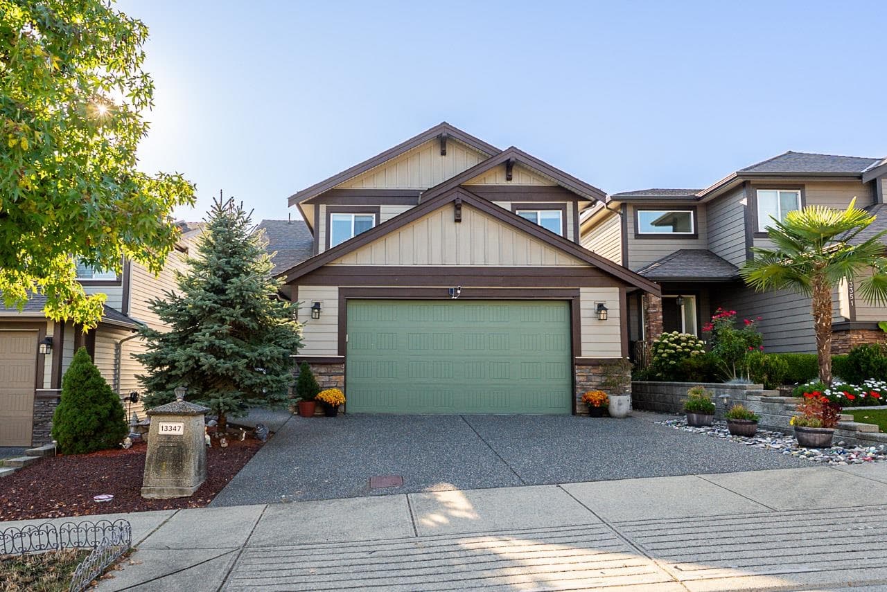 13347 236 Street, Maple Ridge, V4R 0E4 — photo 1