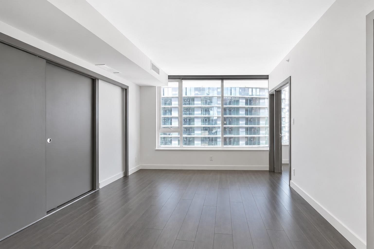 15XX - 68 Smithe Street, Vancouver