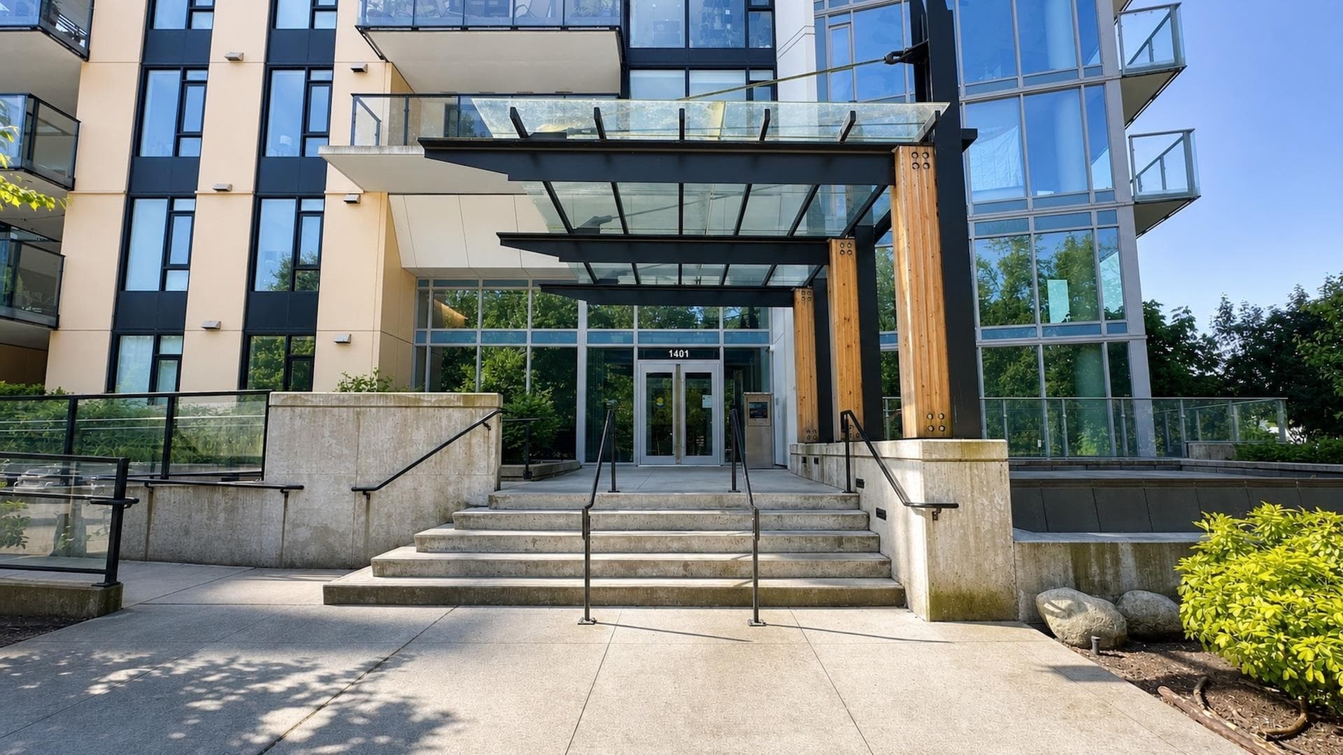 1803 - 1401 Hunter Street, North Vancouver, V7J 0E2 — photo 2