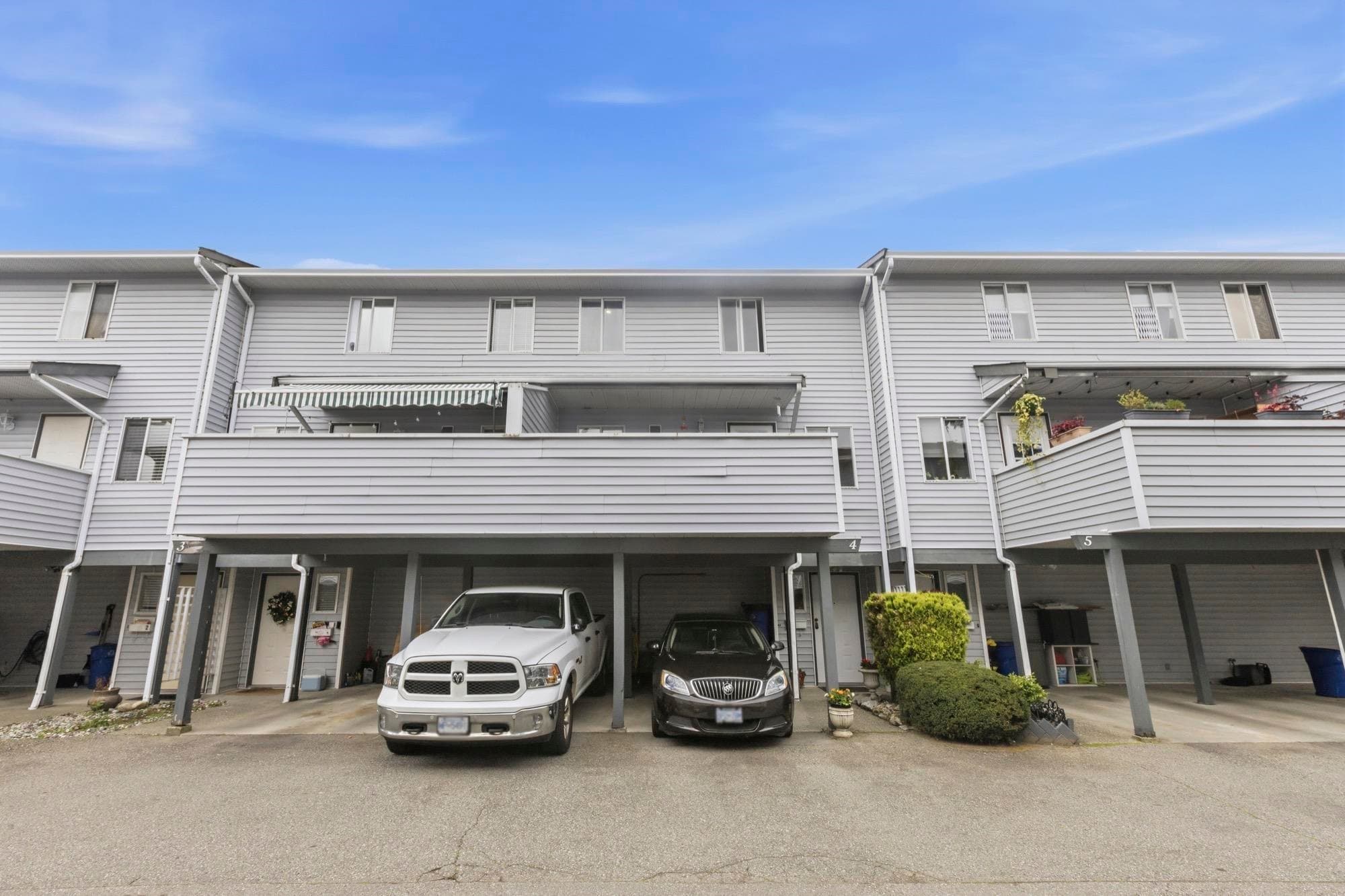 4 - 3384 Coast Meridian Road, Port Coquitlam, V3B 3N5 — photo 2