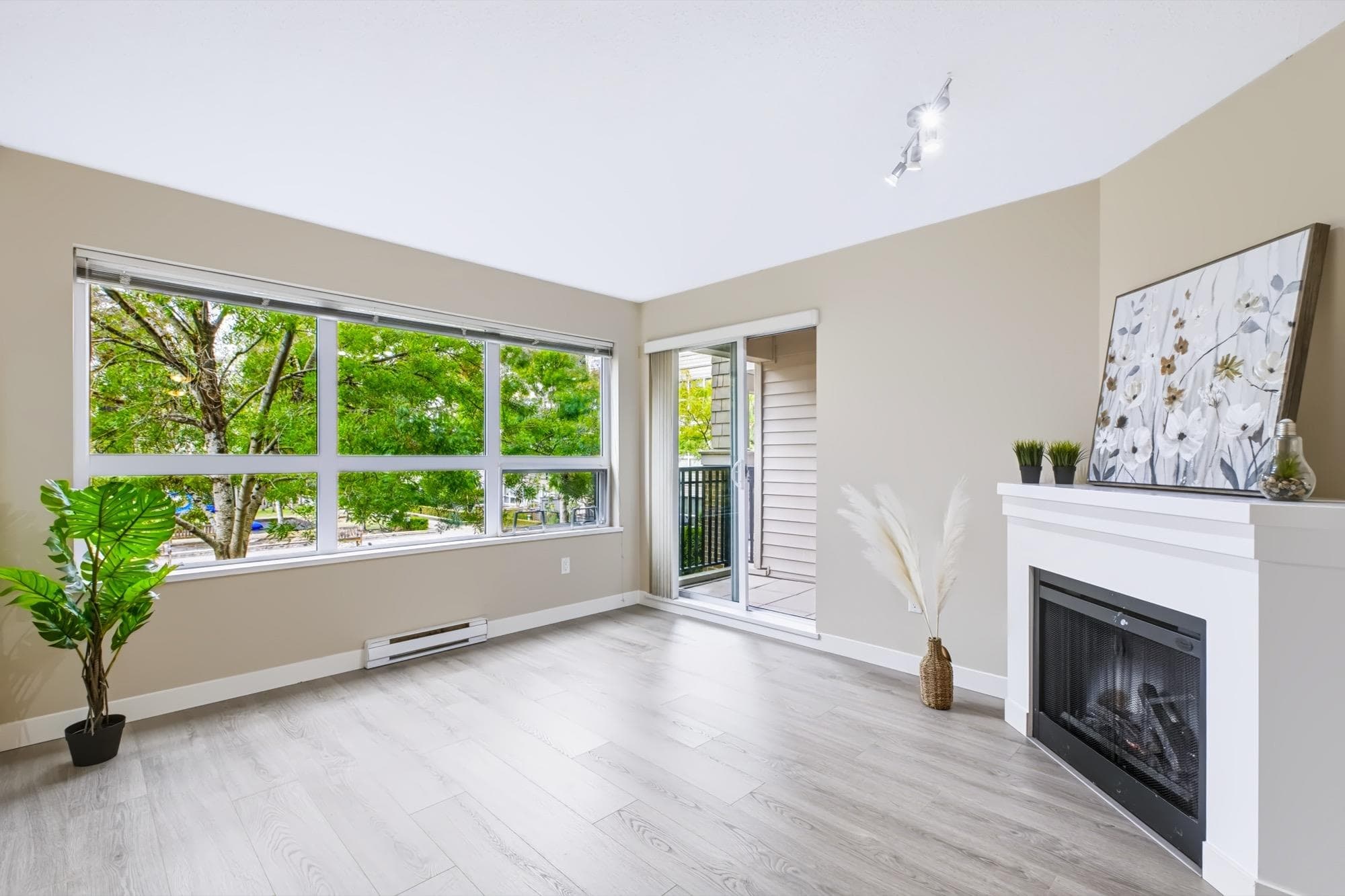 209 - 8600 Park Road, Richmond, V6Y 0C3 — photo 1