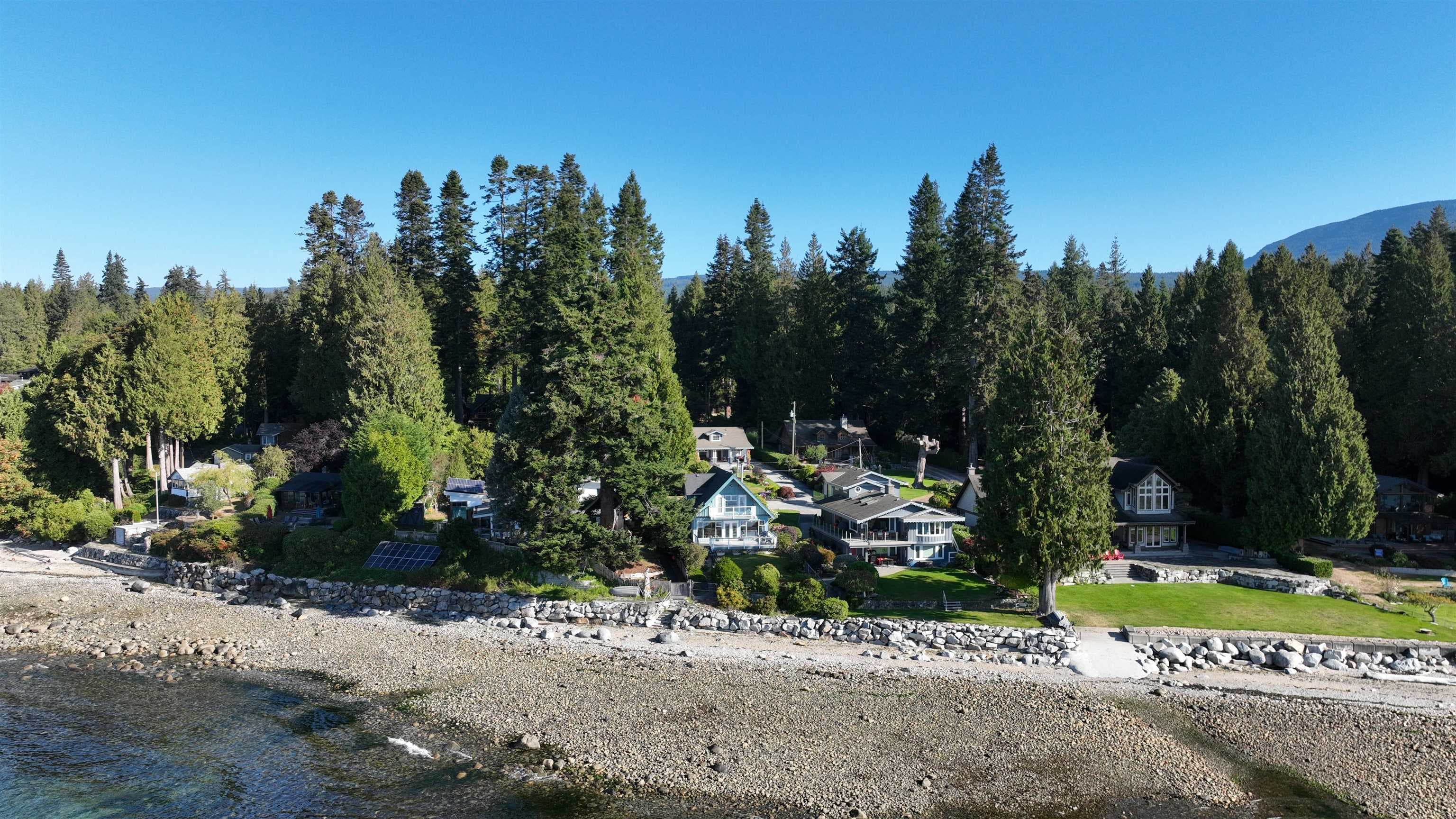 3199 Beach Avenue, Roberts Creek, V0N 2W0 — photo 3
