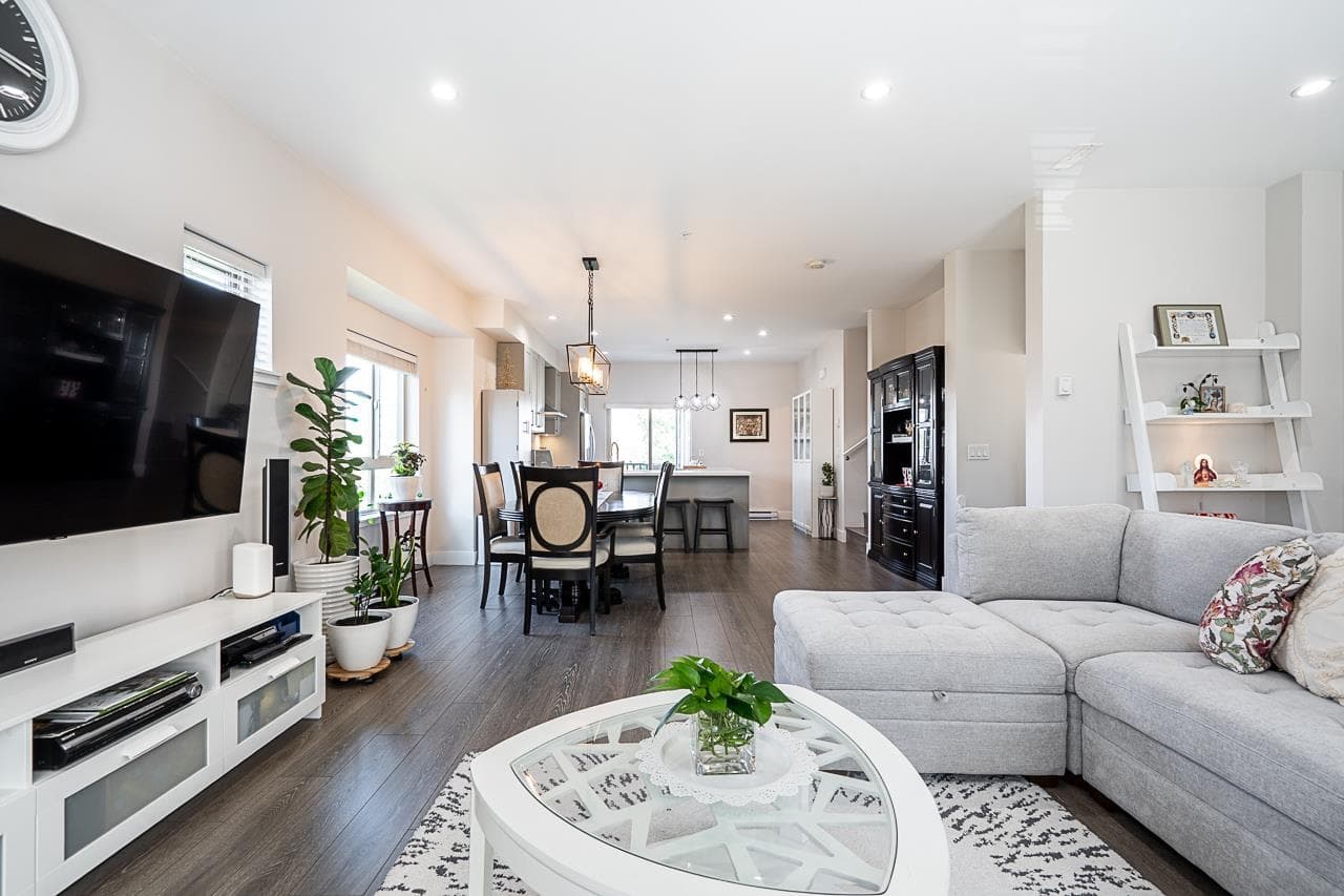 32 - 843 Ewen Avenue, New Westminster, V3M 0K6 — photo 3