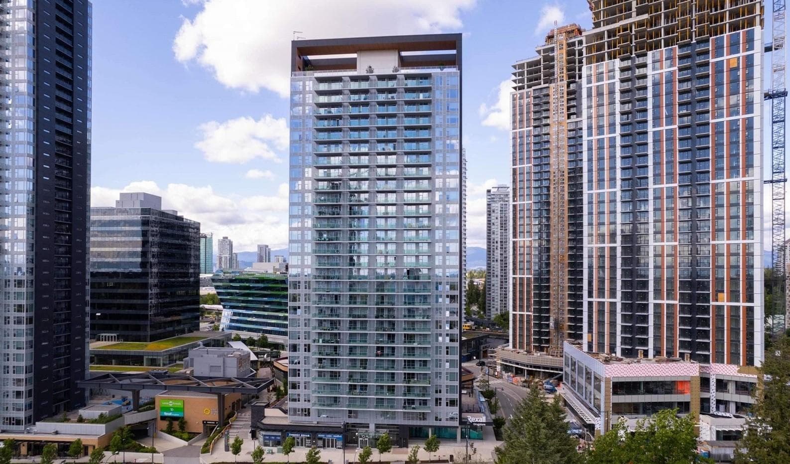605 - 13655 Fraser Highway, Surrey, V3T 0P8 — photo 1