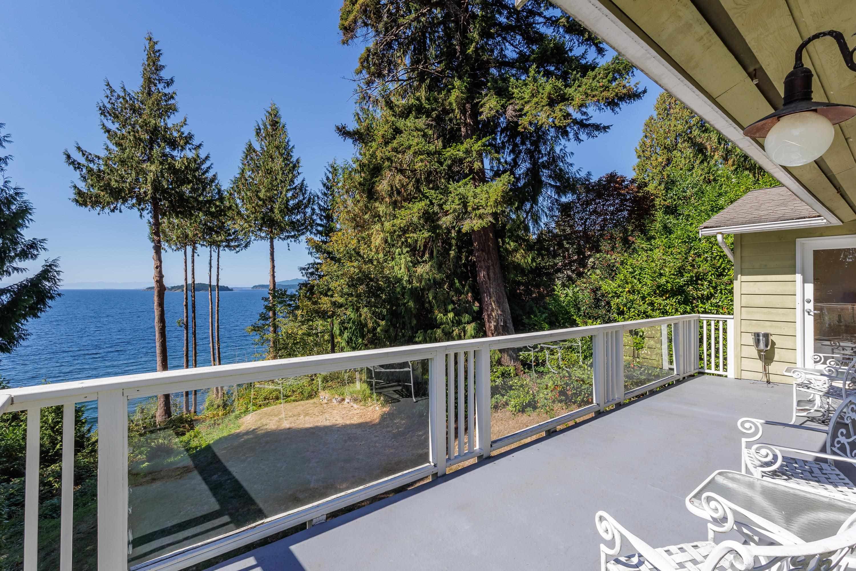 4947 Sunshine Coast Highway, Sechelt, V7Z 0B6 — photo 1