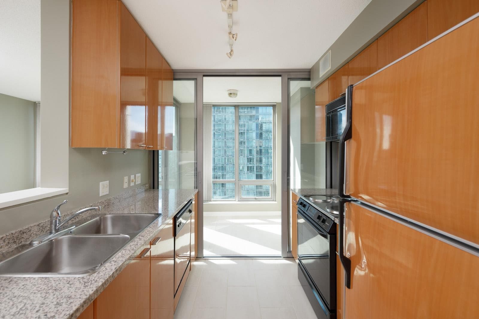 2401 - 1200 W Georgia Street, Vancouver, V6E 4R2 — photo 5