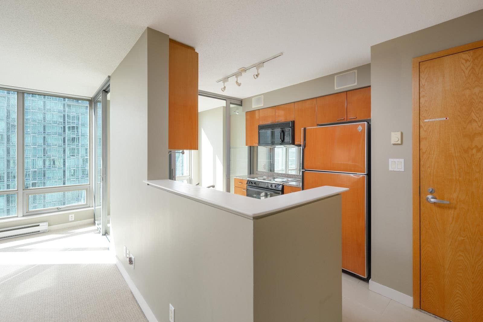 2401 - 1200 W Georgia Street, Vancouver, V6E 4R2 — photo 4
