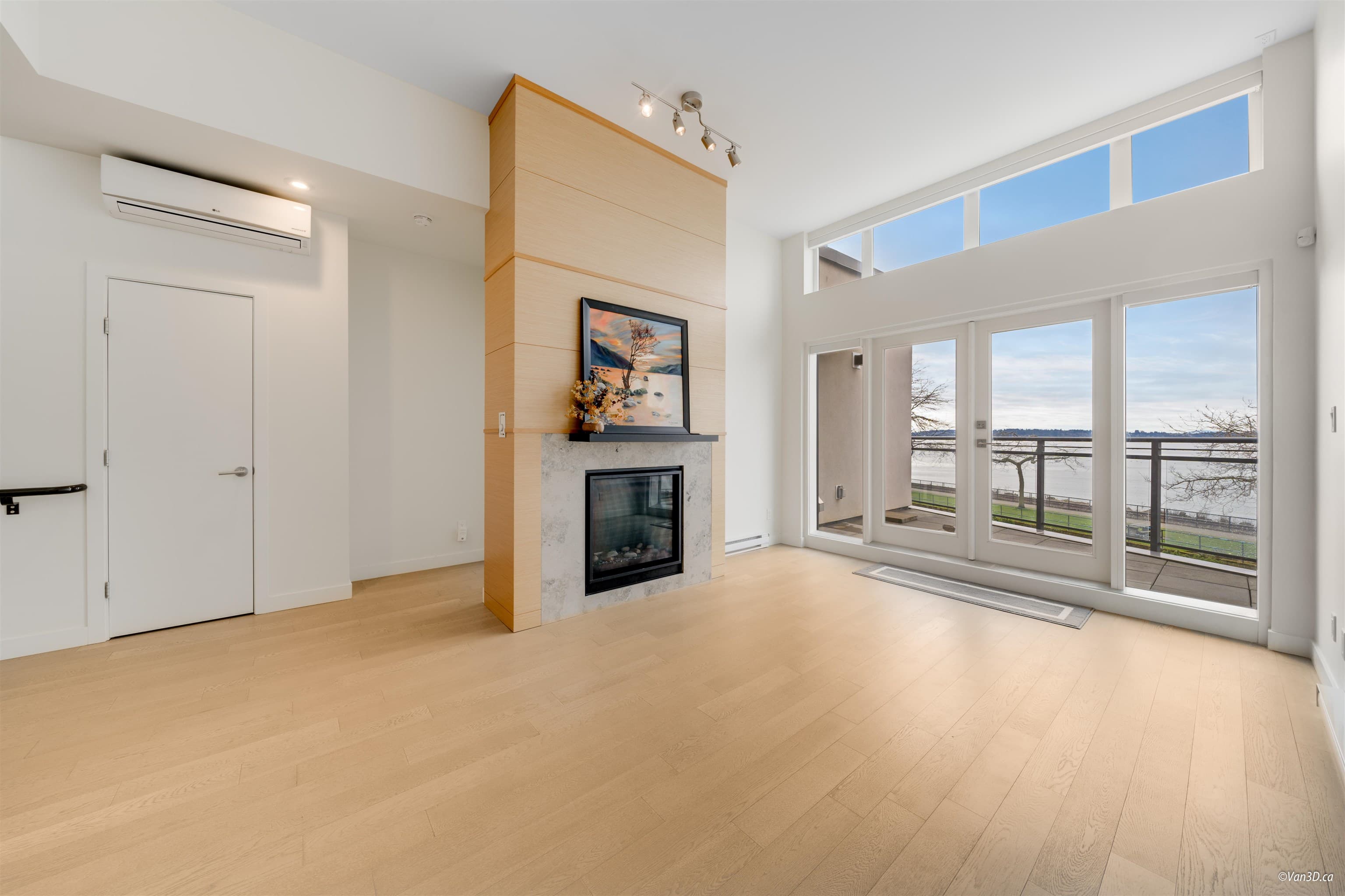 301 - 1150 Oxford Street, White Rock, V4B 0B3 — photo 3