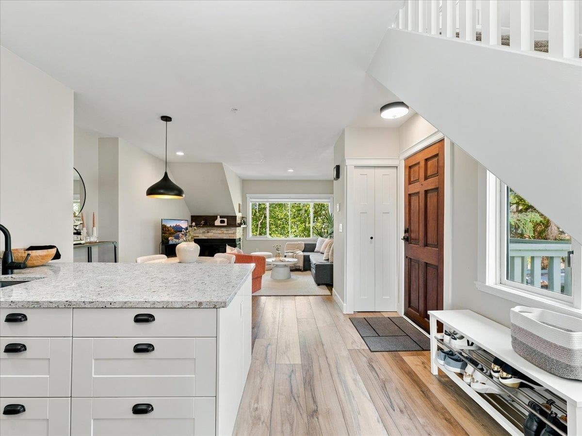 3454 W 3rd Avenue, Vancouver, V6R 1L5 — photo 2