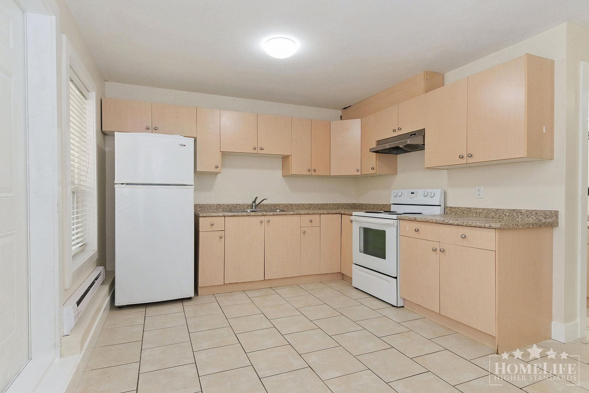 Basement - 12970 60 Avenue, Surrey, V3X 2L5 — photo 4