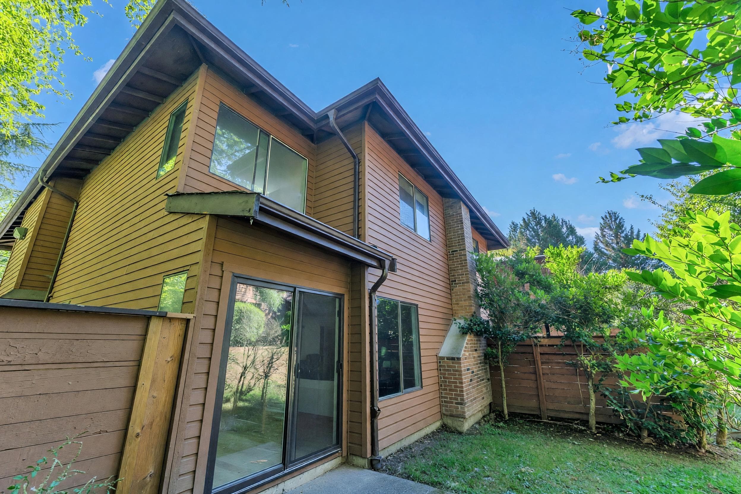 518 - 10620 150 Street, Surrey, V3R 7R9 — photo 5