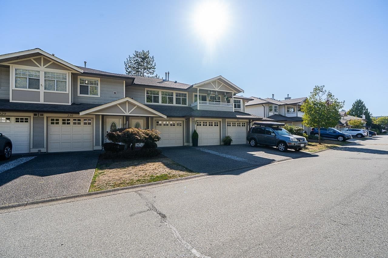 231 - 20391 96 Avenue, Surrey, V1M 2L2 — photo 1