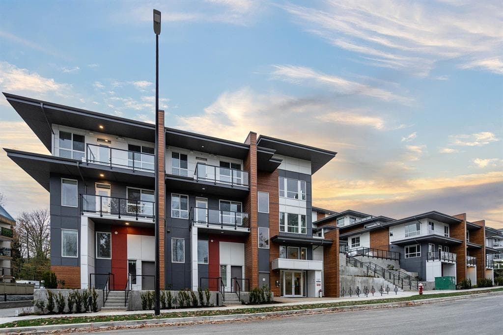 411 - 11655 Fraser Street, Maple Ridge, V2X 6W9 — photo 1