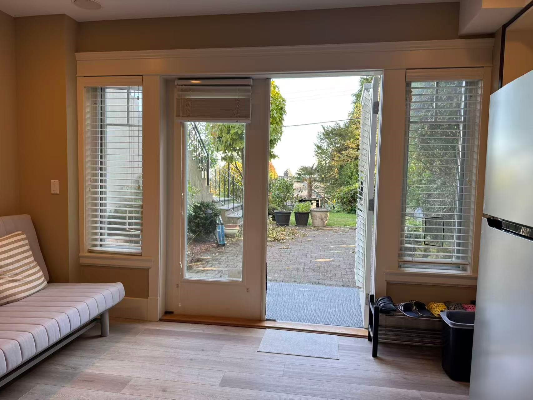 2523 Mathers Avenue, West Vancouver, V7V 2J2 — photo 2