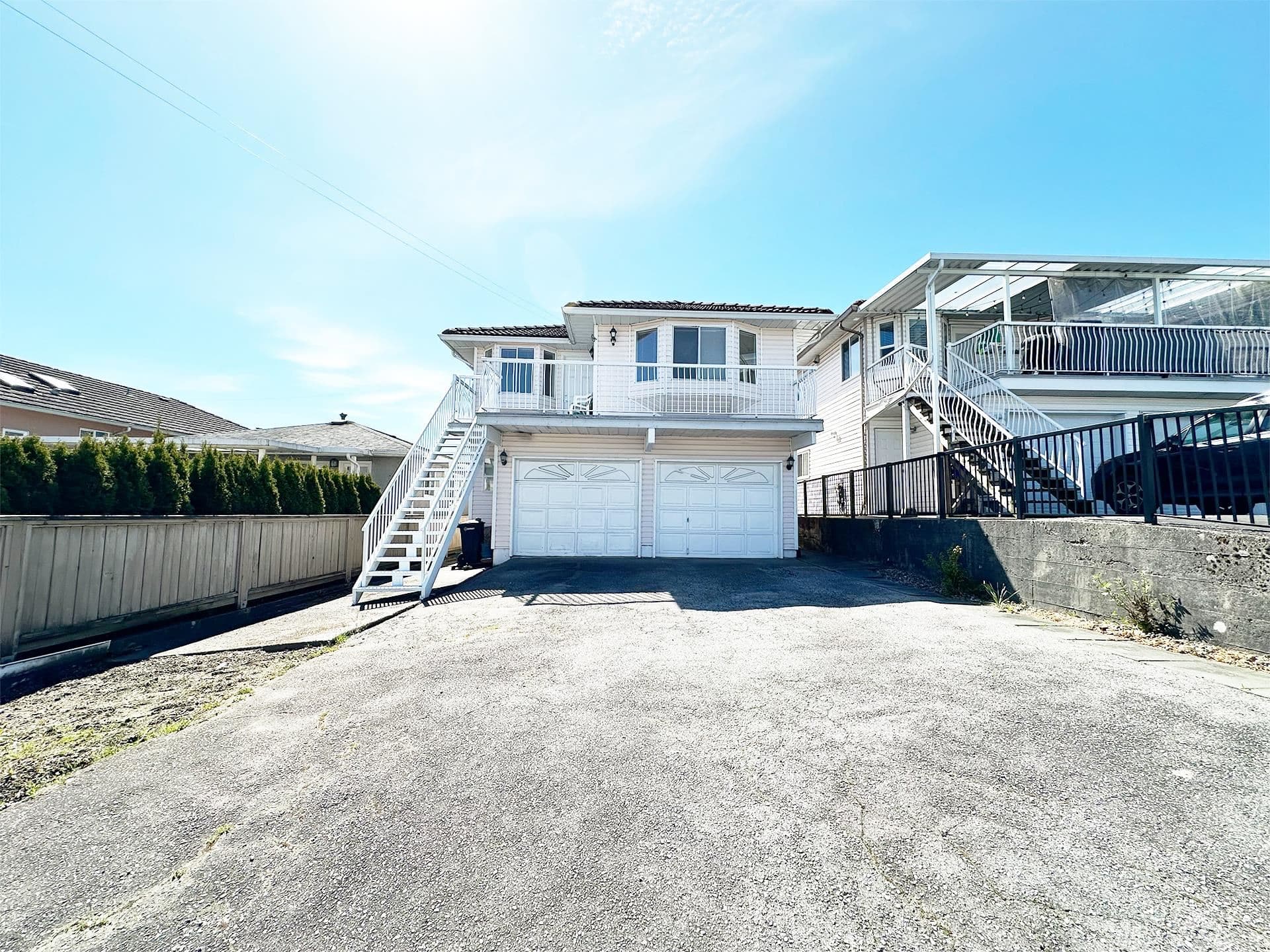 7674 Hilda Street, Burnaby, V3N 3H7 — photo 1