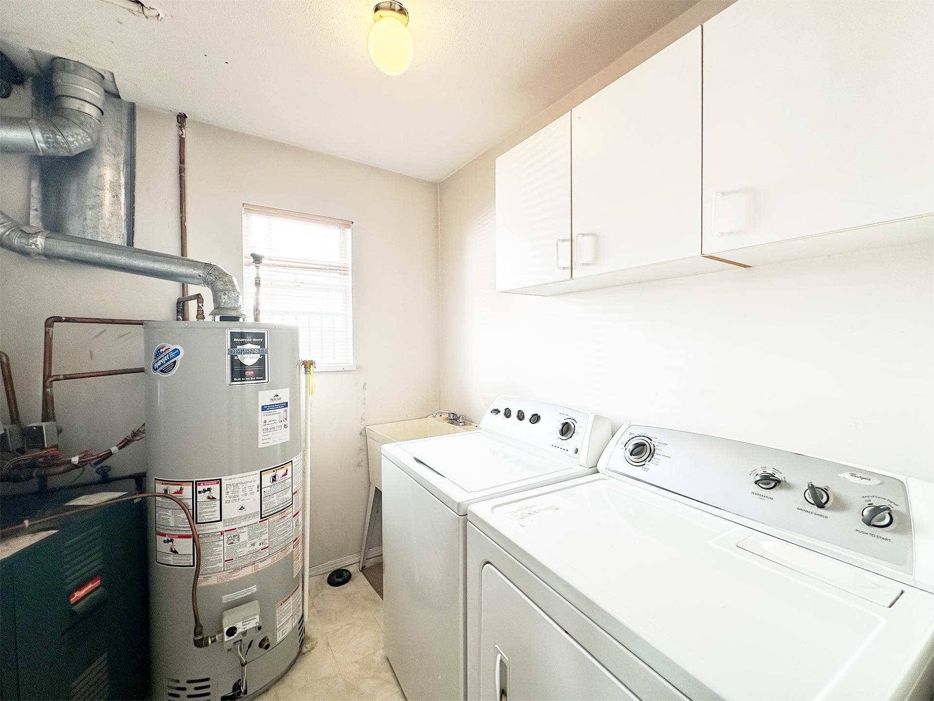 7674 Hilda Street, Burnaby, V3N 3H7 — photo 5