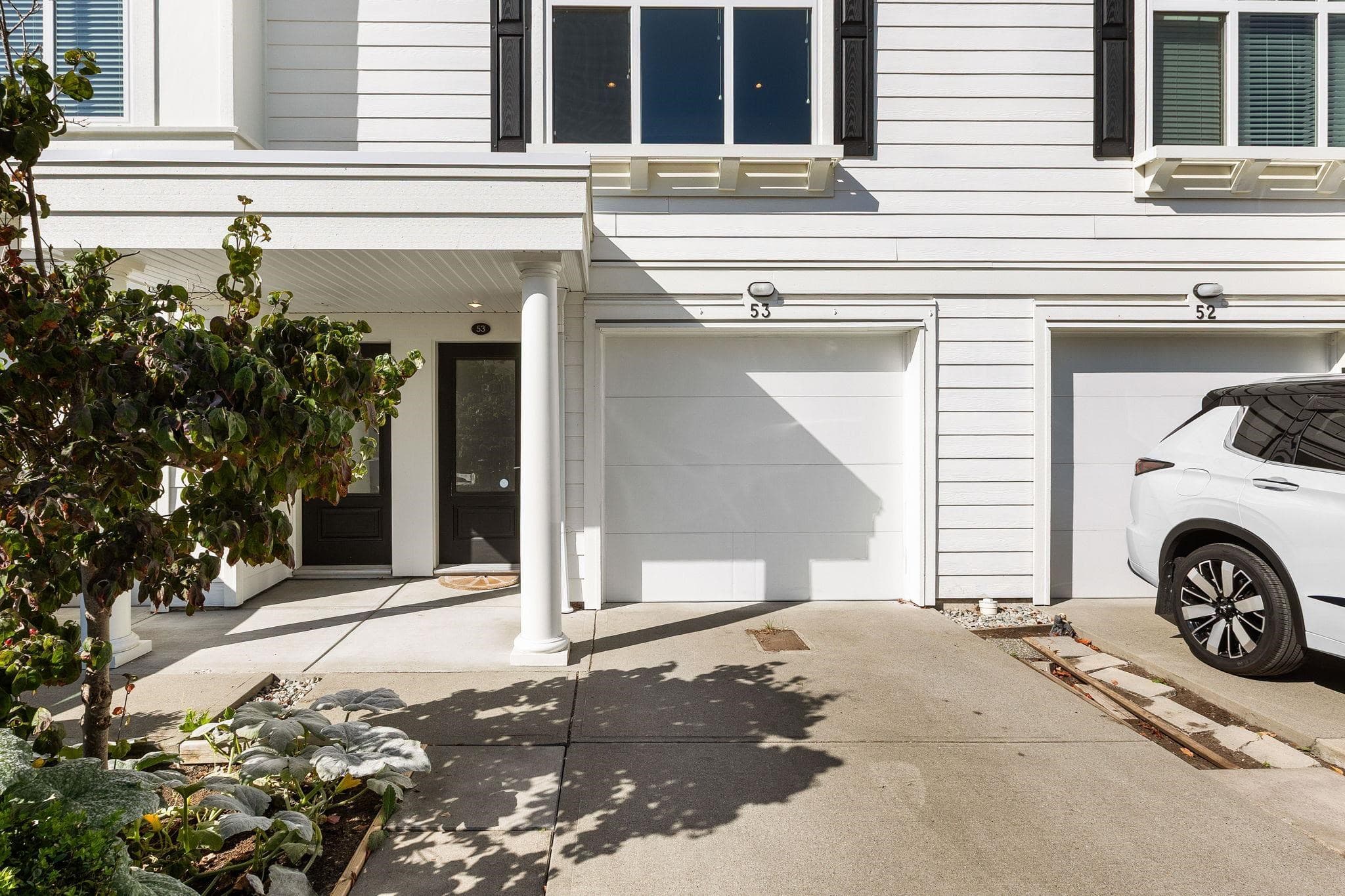 53 - 27735 Roundhouse Drive, Abbotsford, V4X 0B9 — photo 2