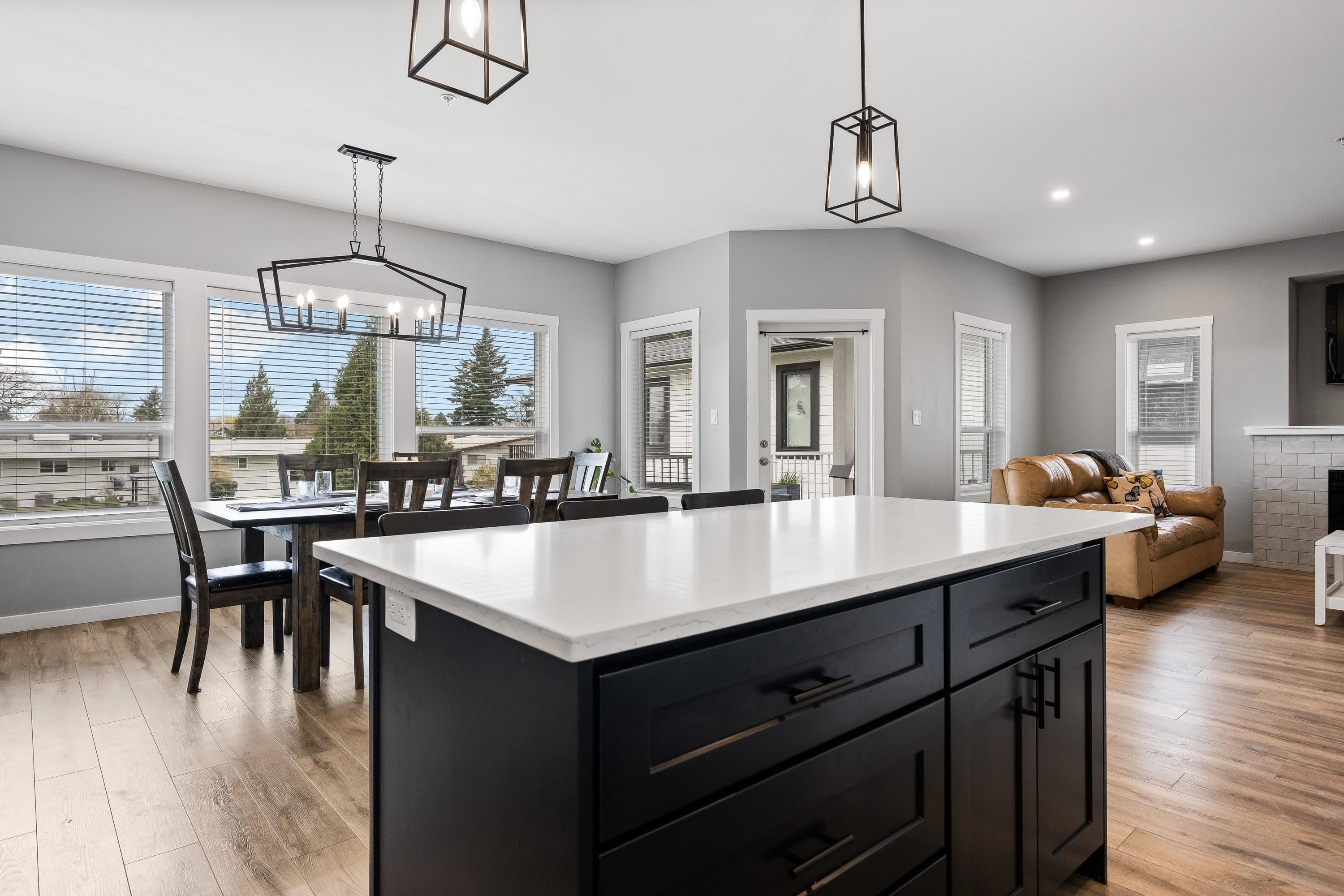 B - 9279 Carleton Street, Chilliwack, V2P 6E1 — photo 5