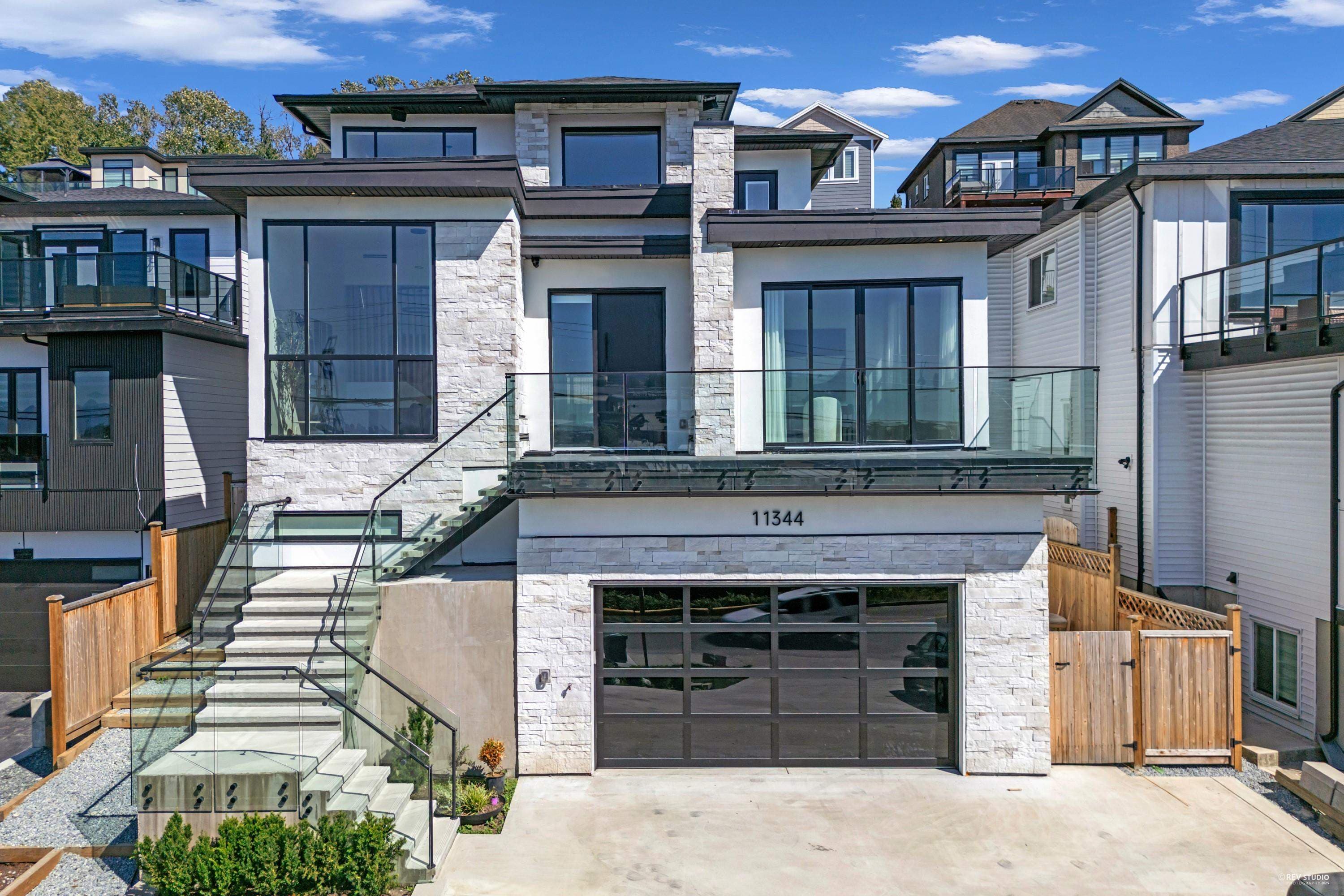 11344 River Road, Surrey, V3V 2V6 — photo 2