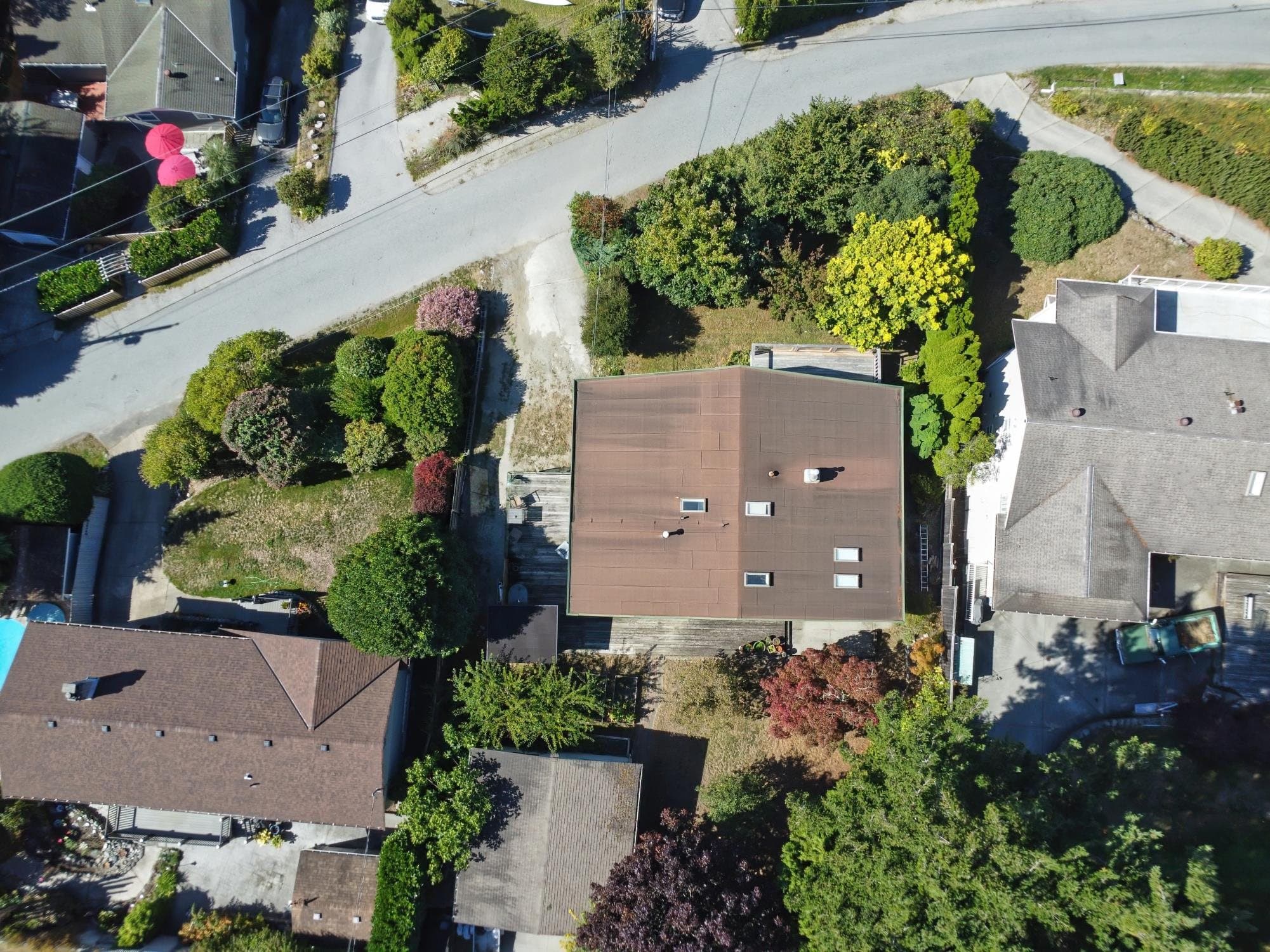5134 Radcliffe Road, Sechelt, V7Z 0G5 — photo 3