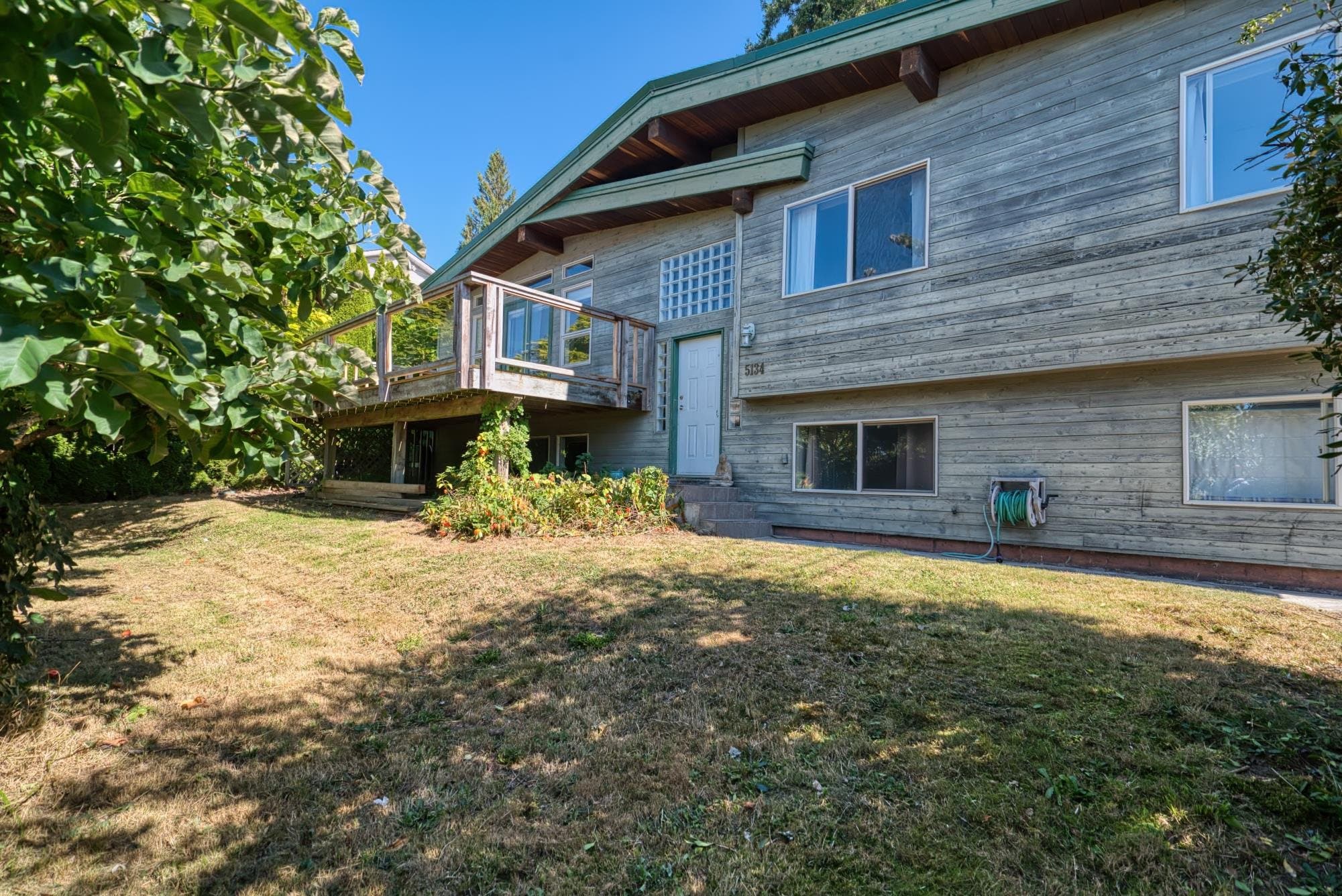 5134 Radcliffe Road, Sechelt, V7Z 0G5 — photo 4