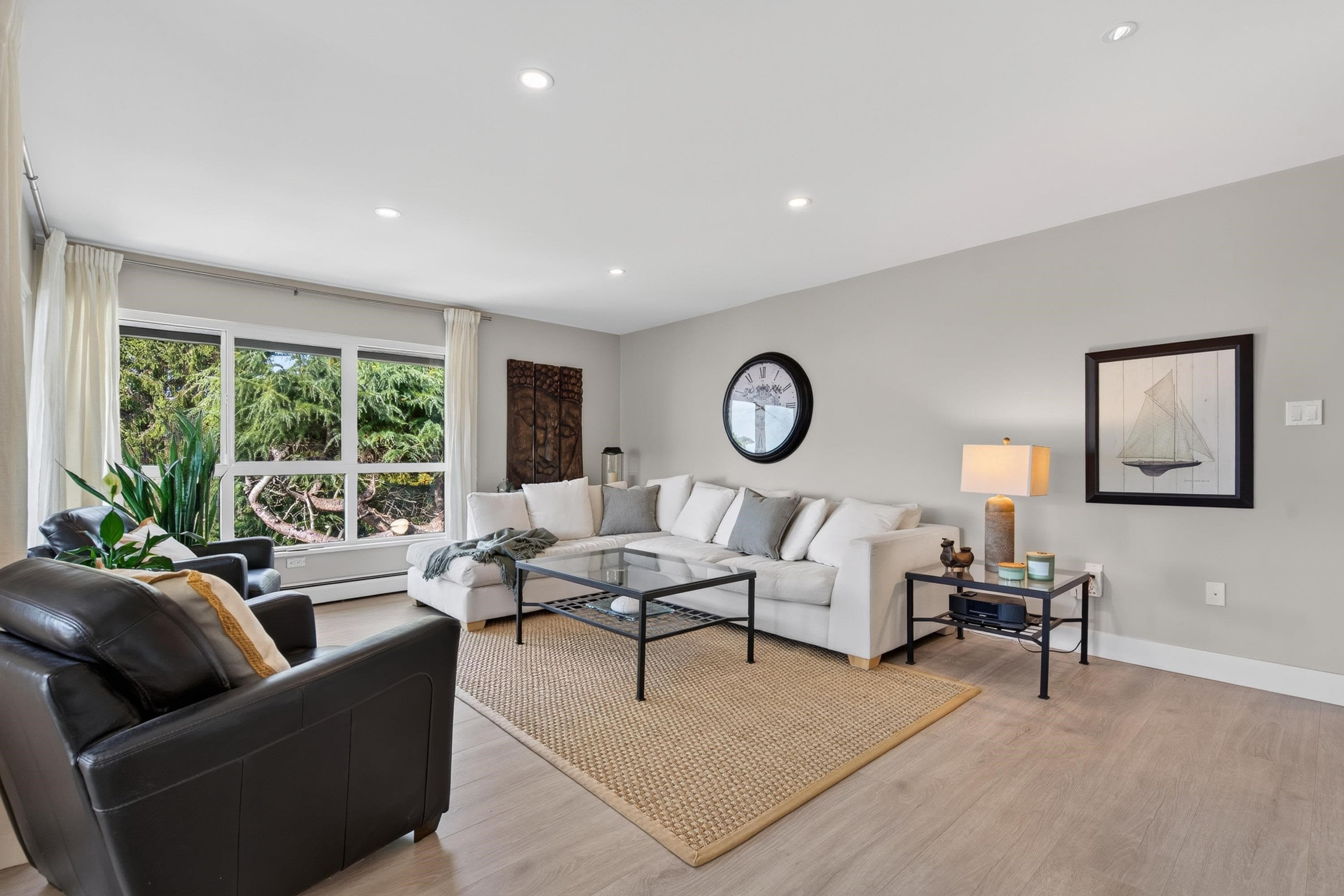 302 - 1290 Martin Street, White Rock, V4B 3W3 — photo 3