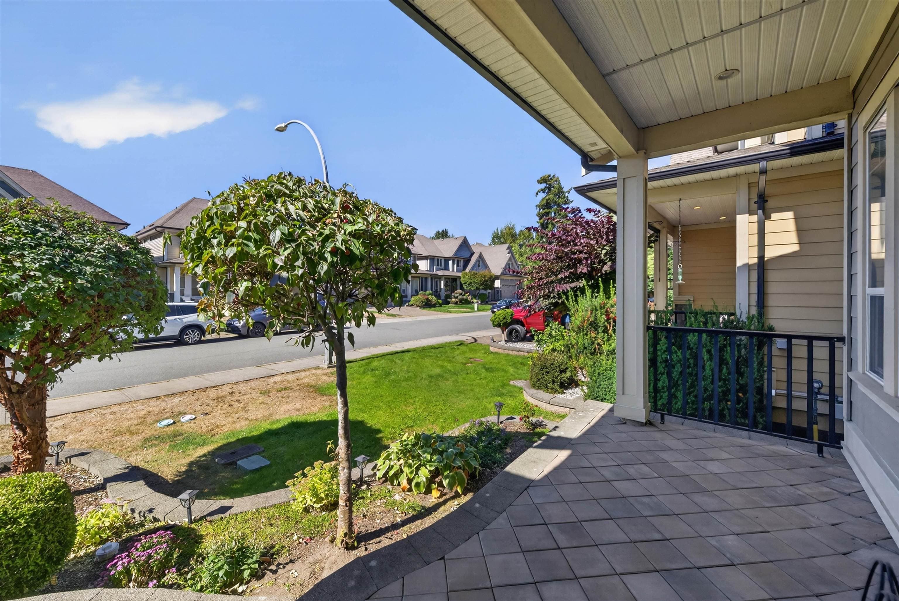 7296 198a Street, Langley, V2Y 1R9 — photo 3