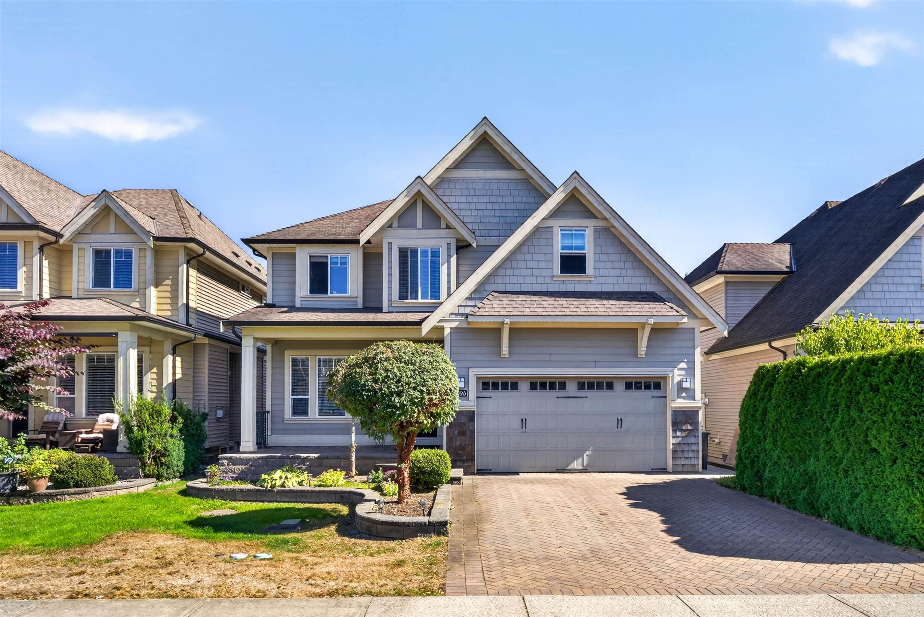 7296 198a Street, Langley, V2Y 1R9 — photo 1