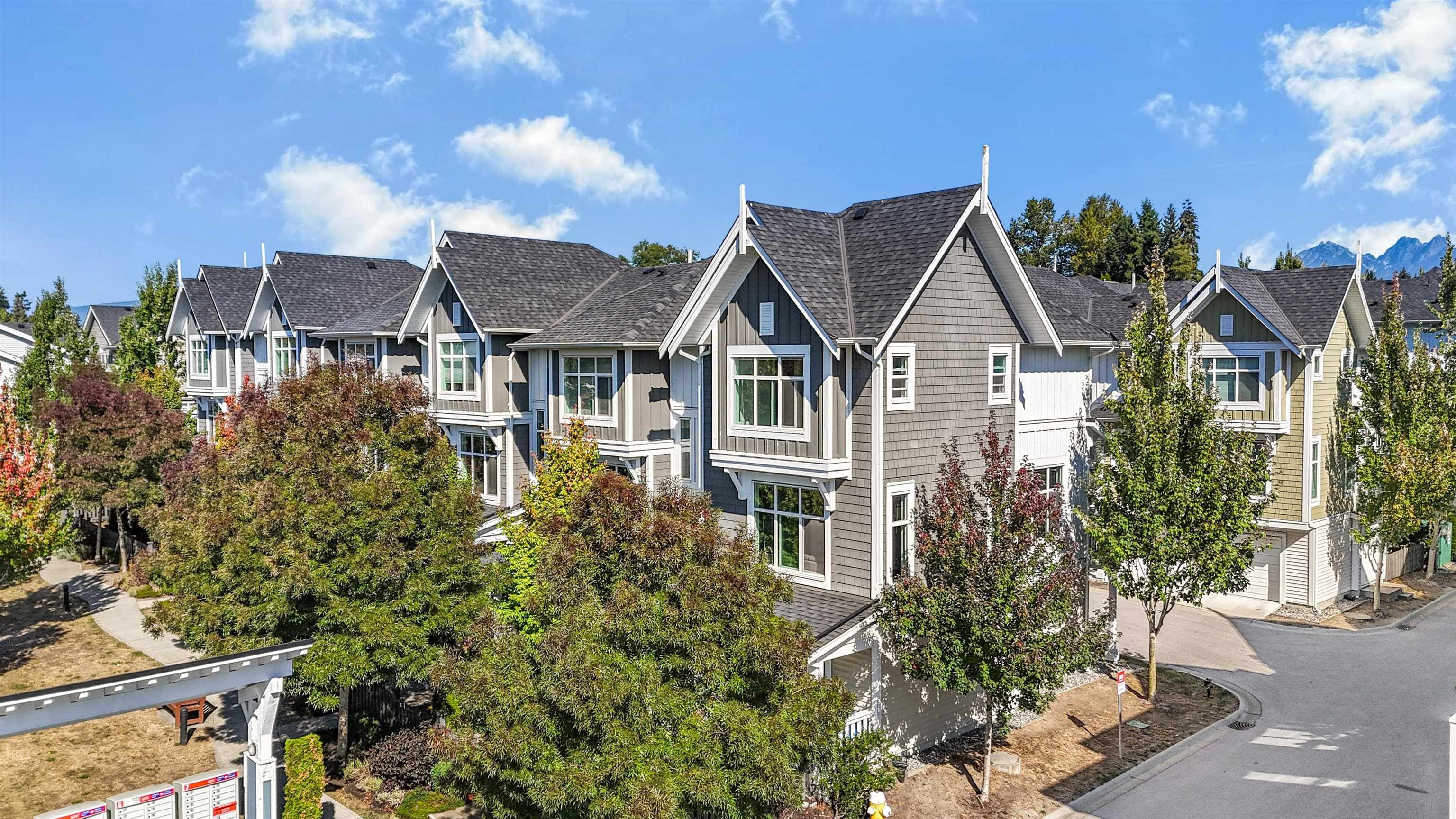 1301 - 11295 Pazarena Place, Maple Ridge, V2X 4K9 — photo 1
