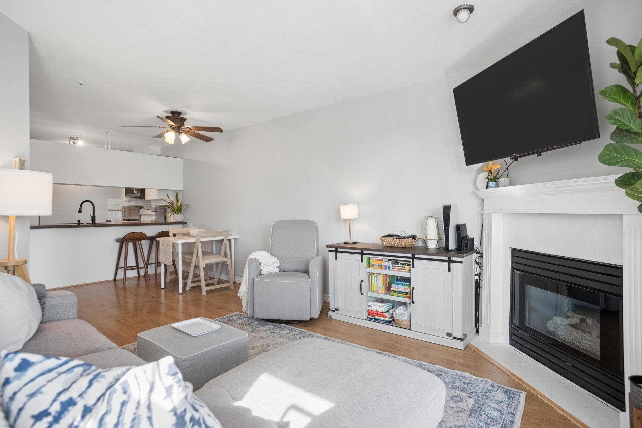 507 - 135 Eleventh Street, New Westminster, V3M 4C7 — photo 3