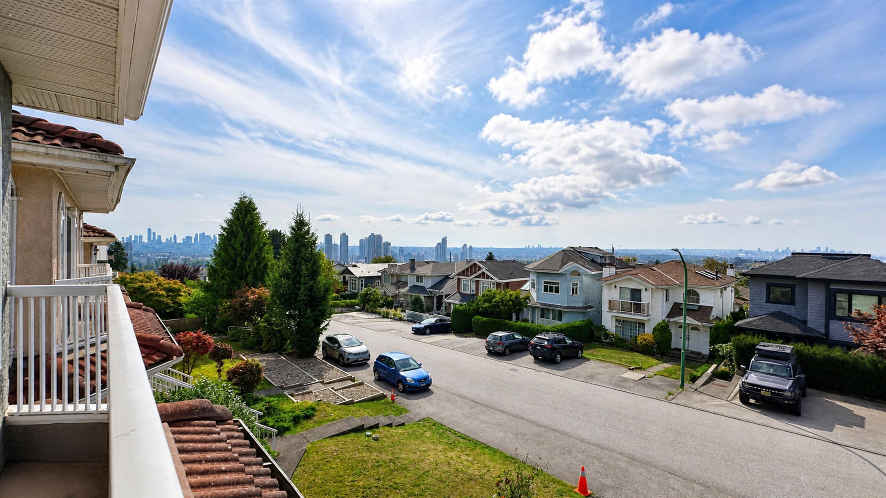 26 Ranelagh Avenue, Burnaby, V5B 3N3 — photo 2