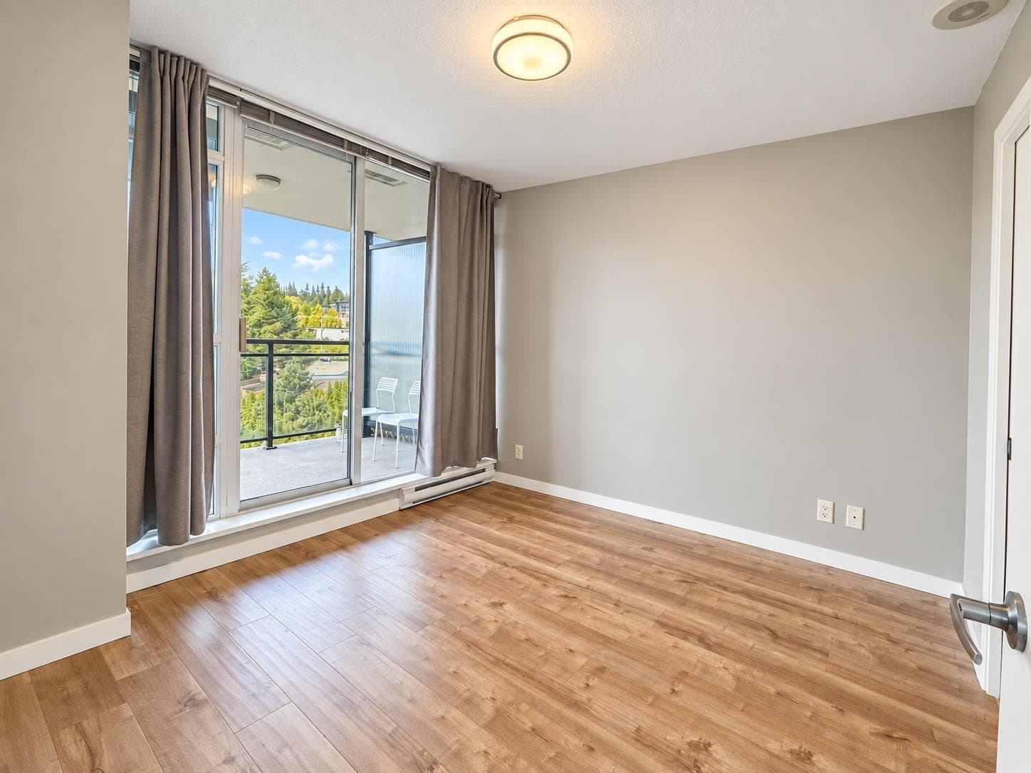 705 - 555 Delestre Avenue, Coquitlam, V3K 0A9 — photo 3