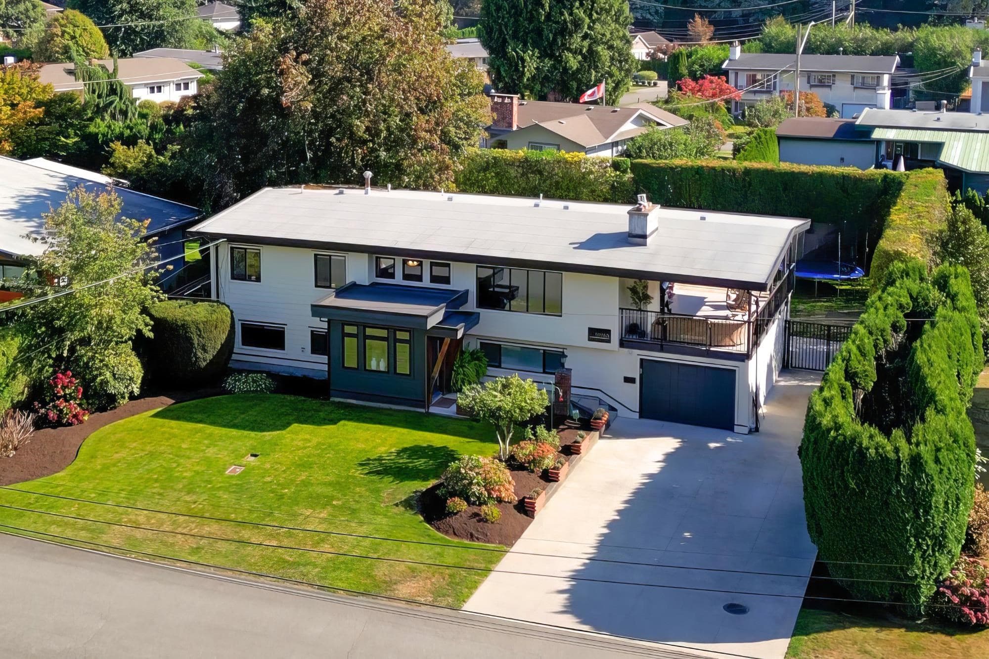 10165 Brentwood Drive, Chilliwack, V2P 6G5 — photo 1