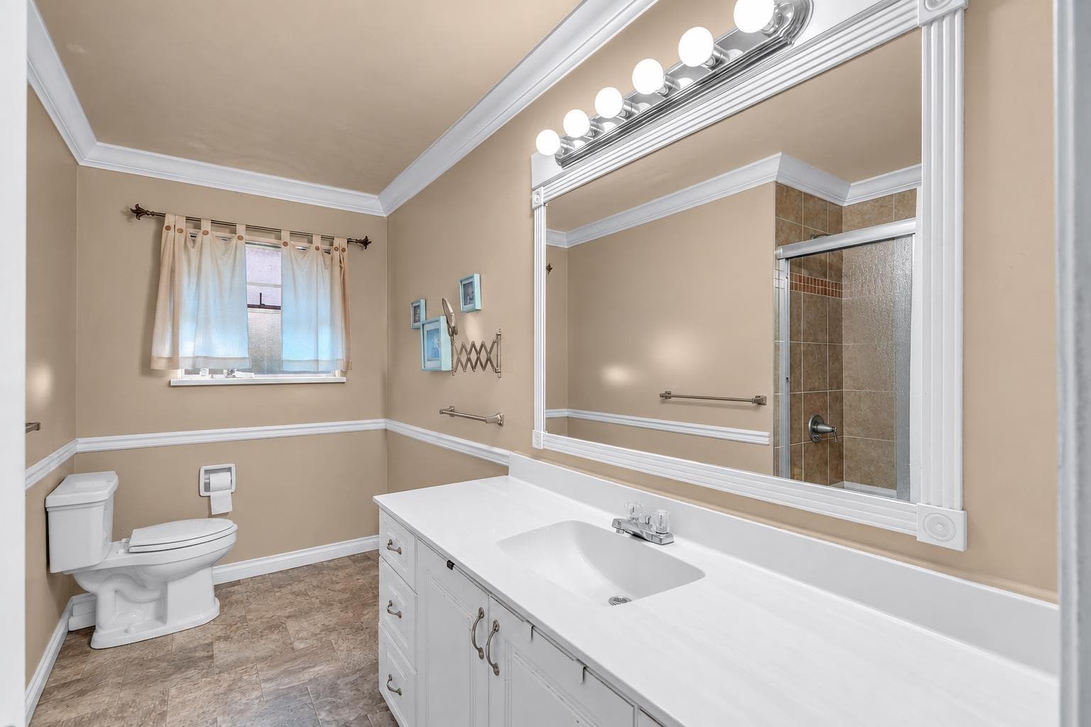 15102 Pheasant Drive, Surrey, V3R 4X5 — photo 5