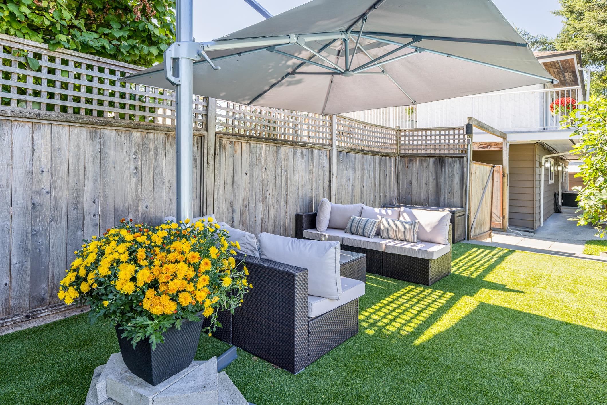 781 Pinemont Avenue, Port Coquitlam, V3B 5B7 — photo 4