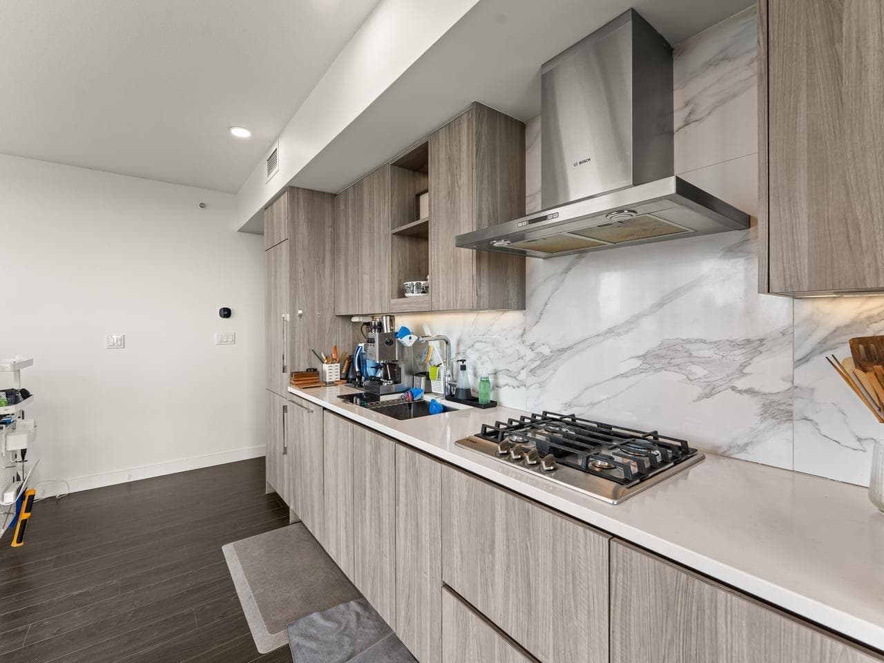 2702 - 9887 Whalley Boulevard, Surrey, V3T 0P4 — photo 5