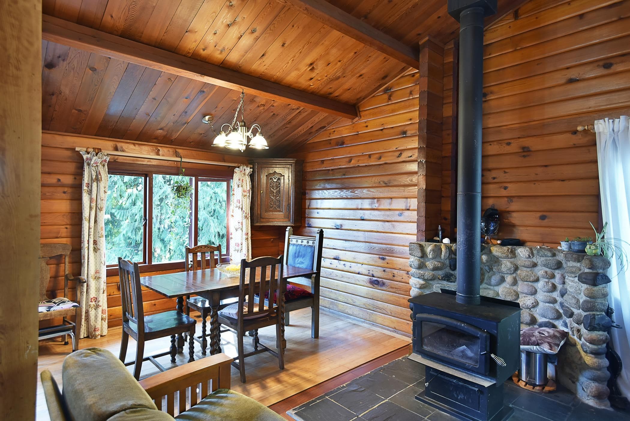 611 Gower Point Road, Gibsons, V0N 1V8 — photo 2